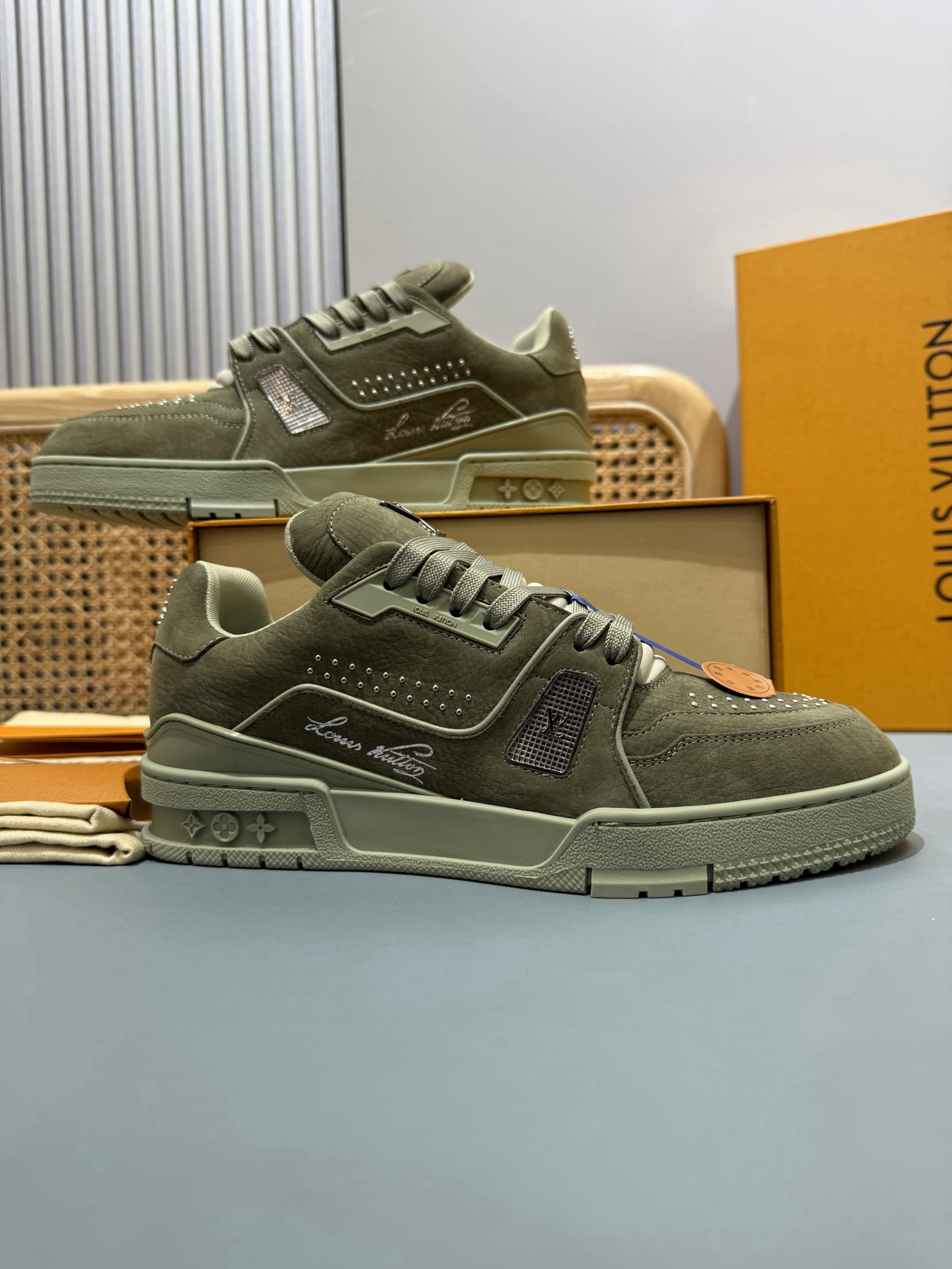 Shoe Louis Vuitton Shoes — ce3886ff Angle 1