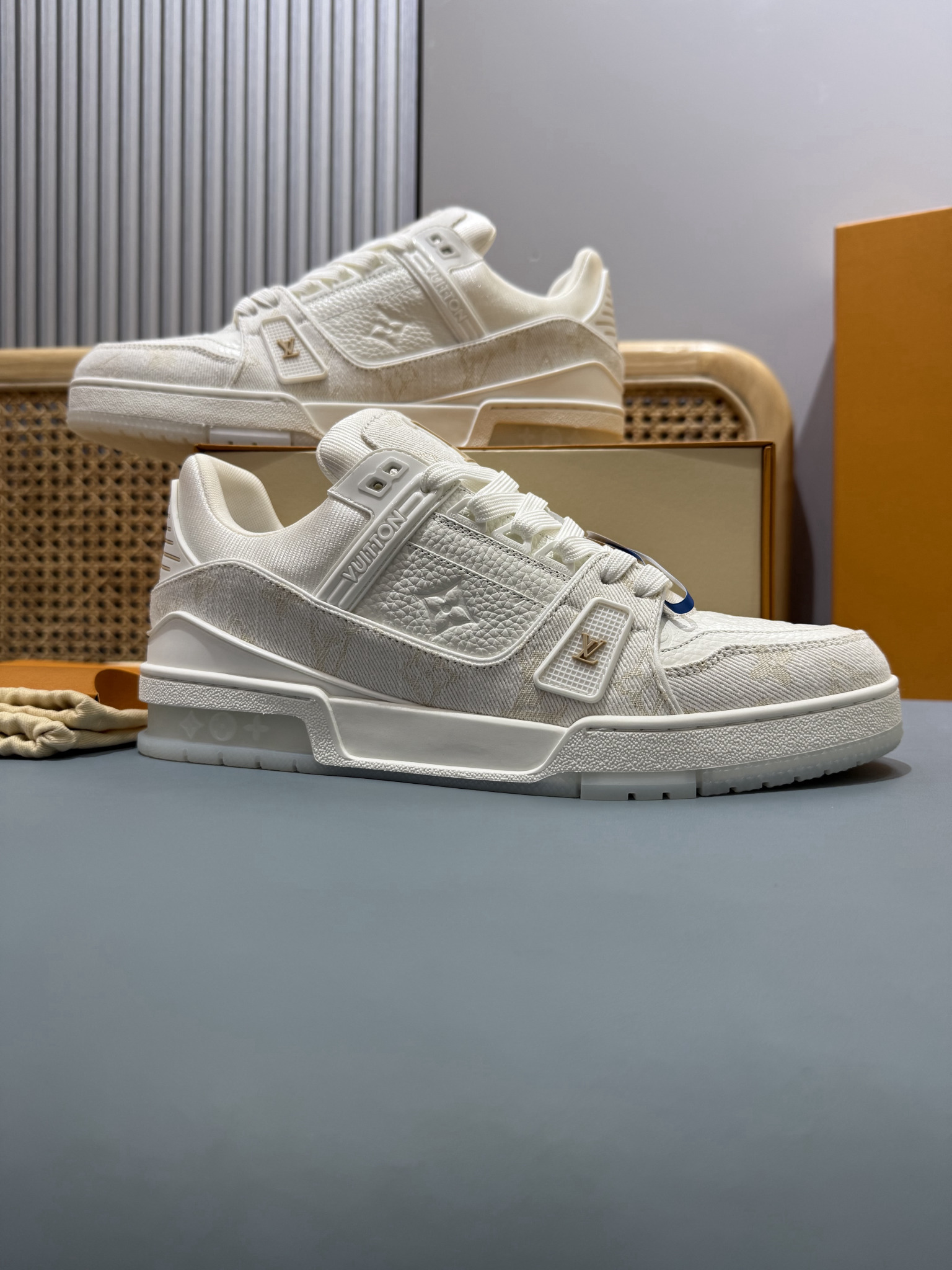 Shoe Louis Vuitton Shoes — e0c60db5 Angle 1