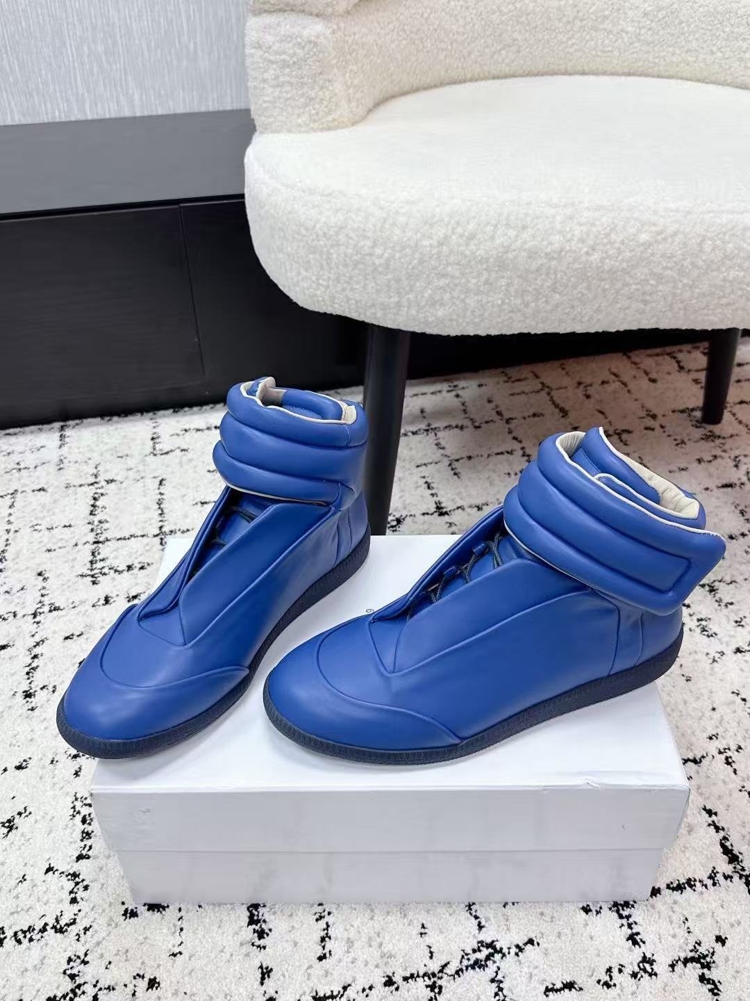 Shoe Maison Margiela Shoes — 00c9915f Angle 1