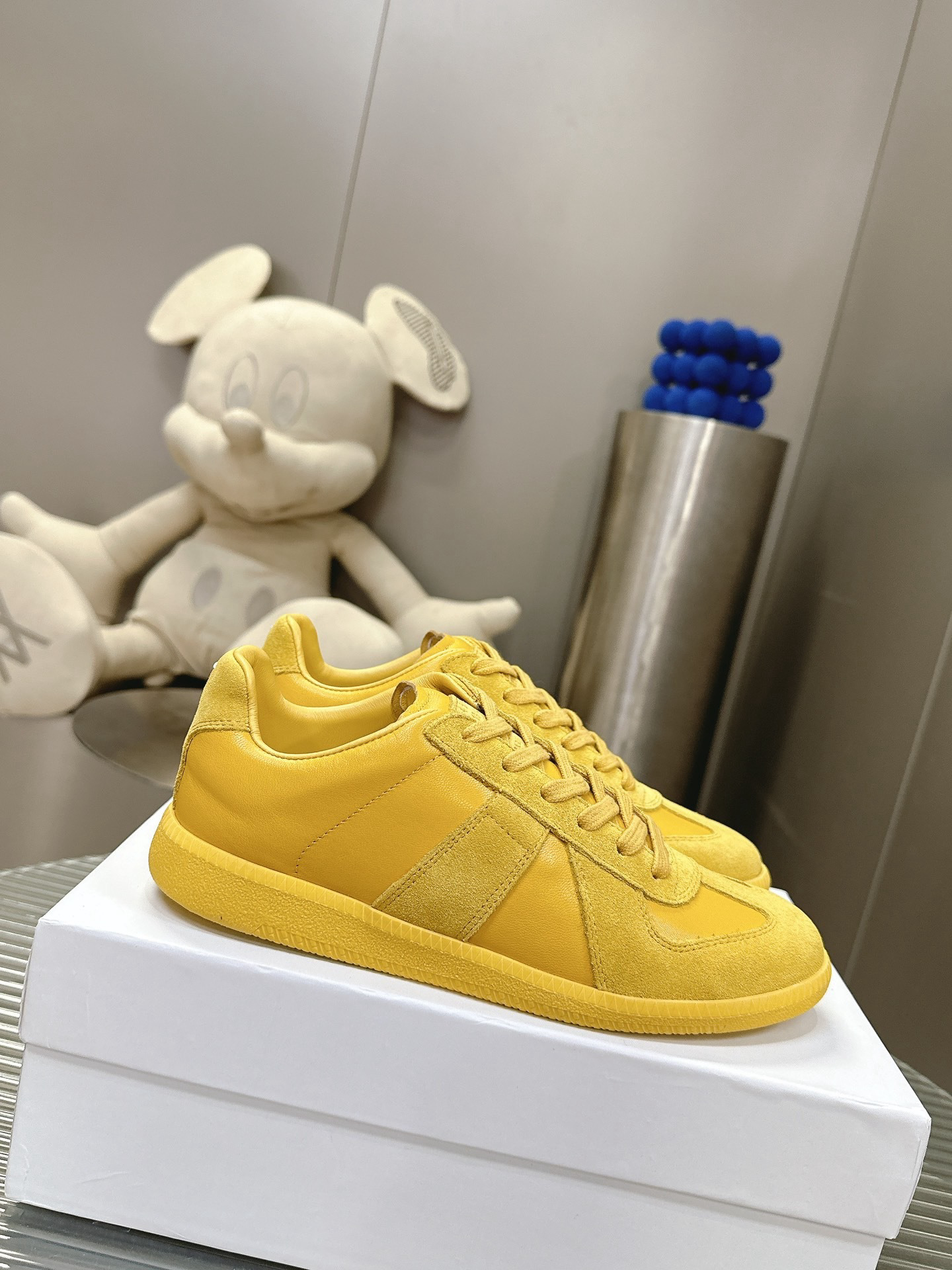 Shoe Maison Margiela Shoes — 4f8e277d Angle 1