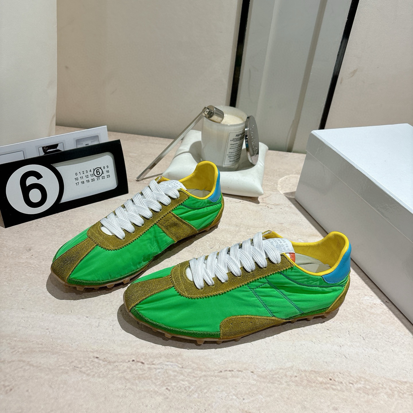 Shoe Maison Margiela Shoes — 7a27733b Angle 1