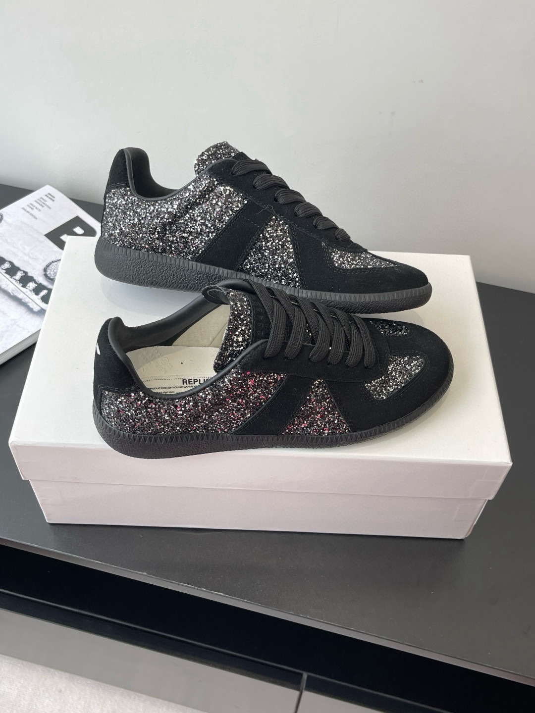 Shoe Maison Margiela Shoes — bcdfe2c6 Angle 1