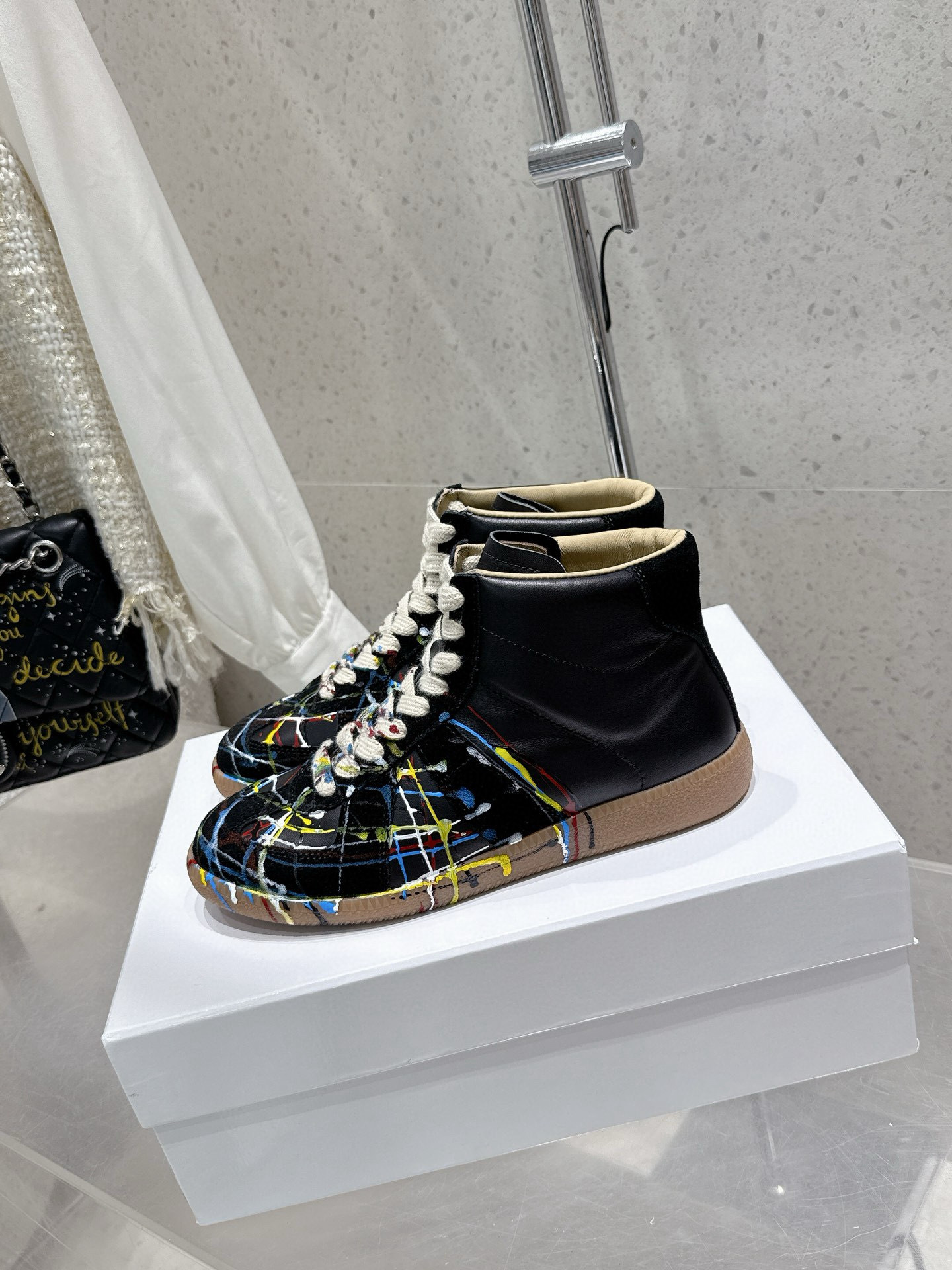 Shoe Maison Margiela Shoes — bf0bb812 Angle 1