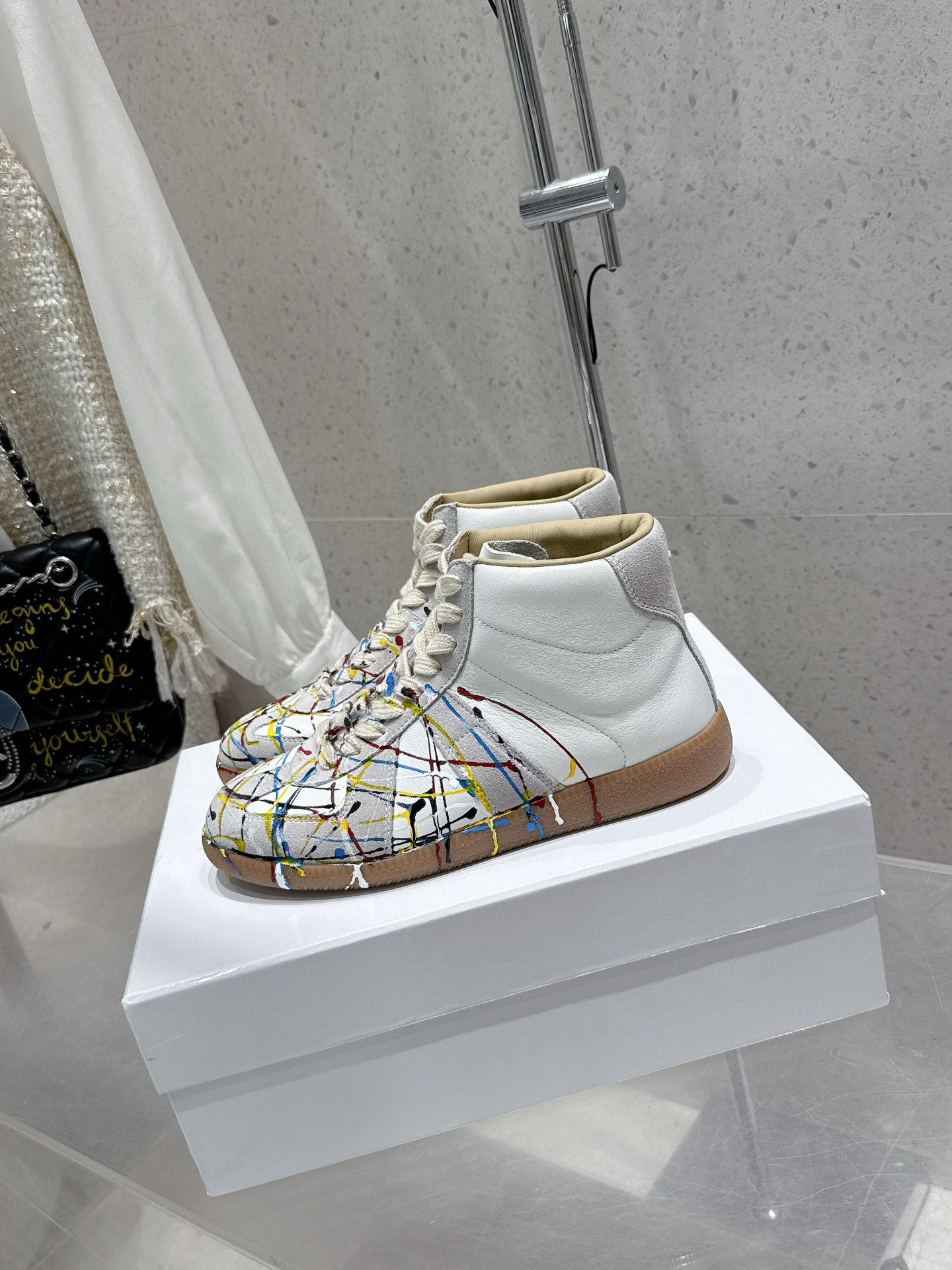 Shoe Maison Margiela Shoes — c9a291fa Angle 1