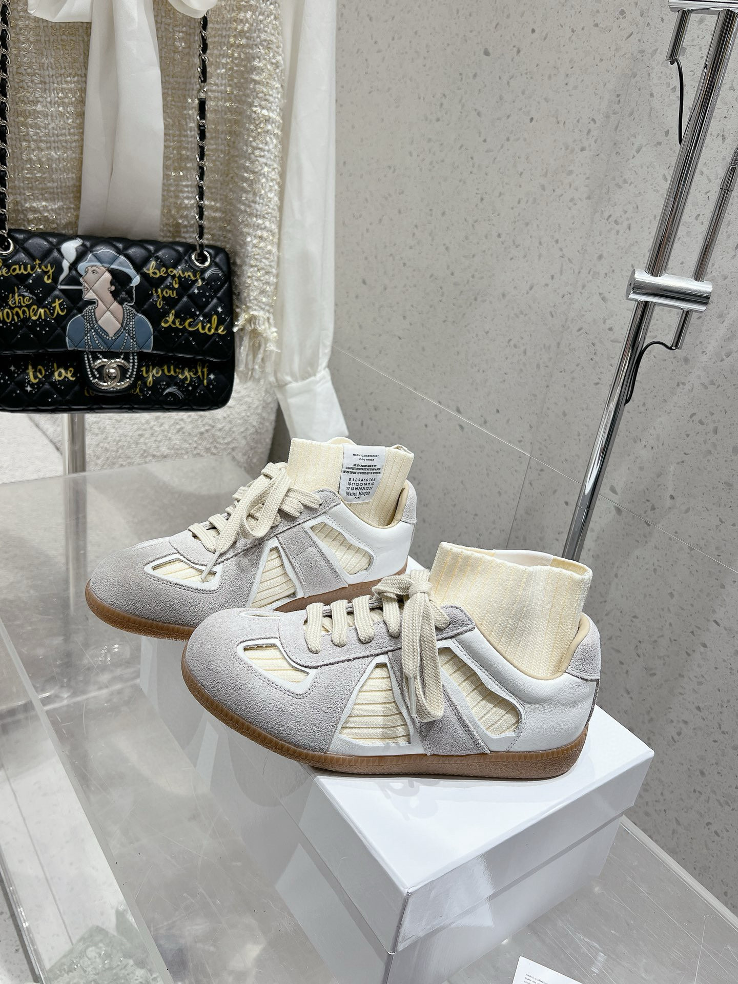 Shoe Maison Margiela Shoes — cd938ecf Angle 1