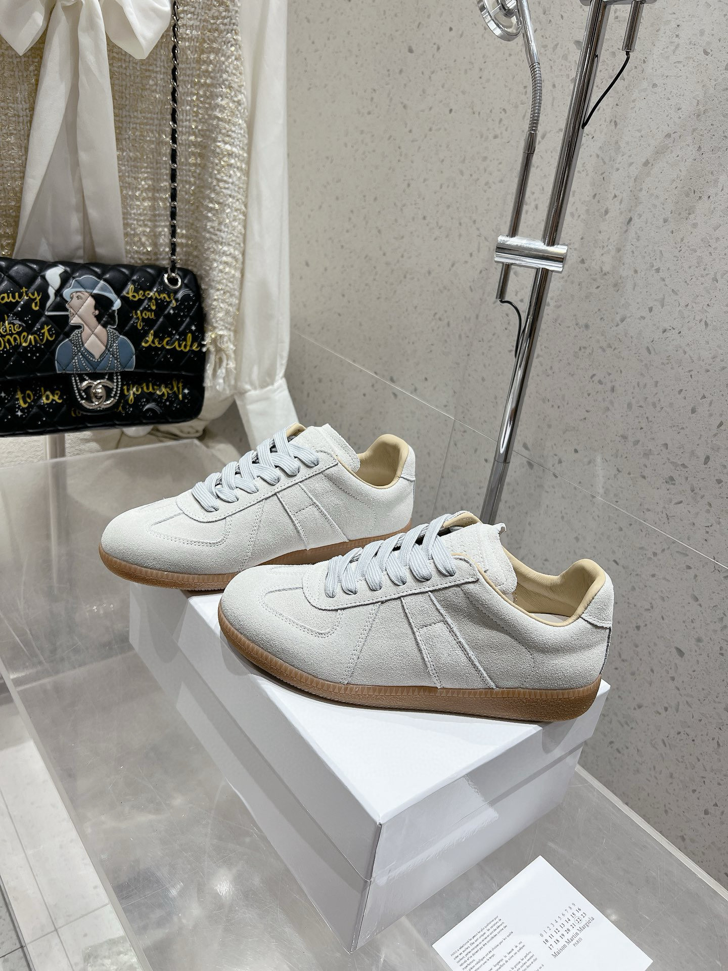 Shoe Maison Margiela Shoes — e0792d98 Angle 1