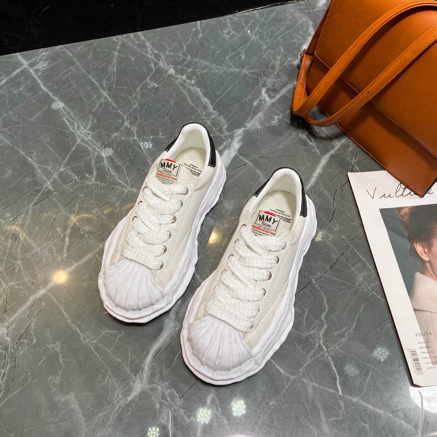 Shoe Maison MIHARA — d8096b6e Angle 1