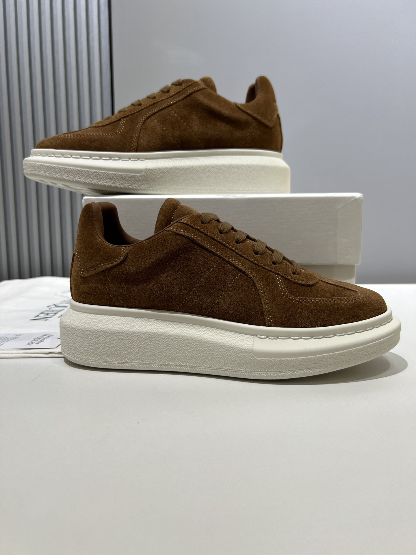 Shoe McQueen shoe — 10b88603 Angle 1