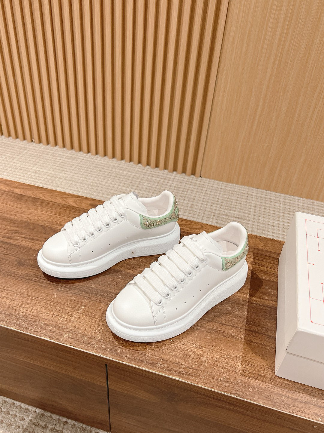 Shoe McQueen shoe — 3bb43ee8 Angle 1