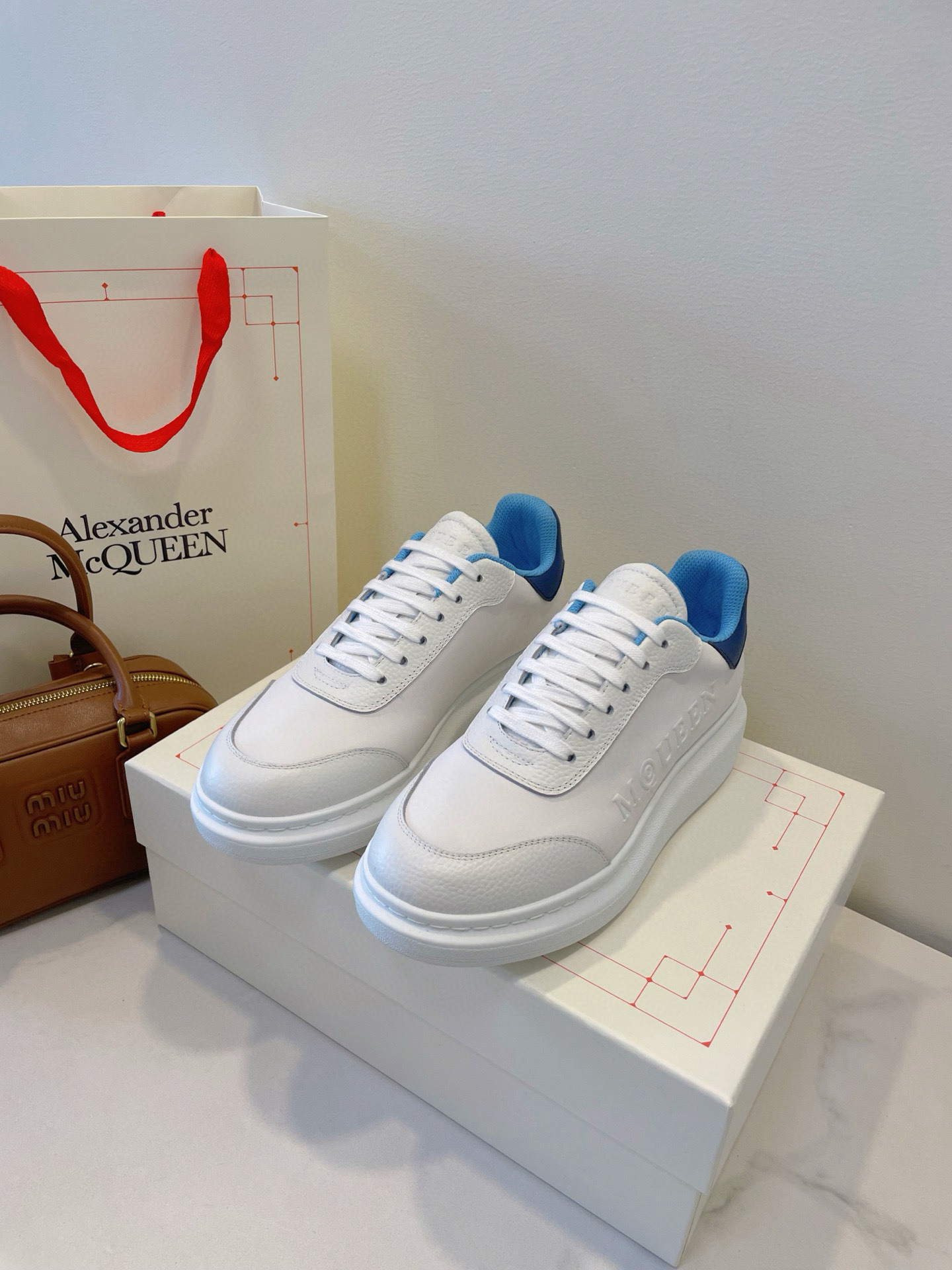 Shoe McQueen shoe — 69c9373e Angle 1