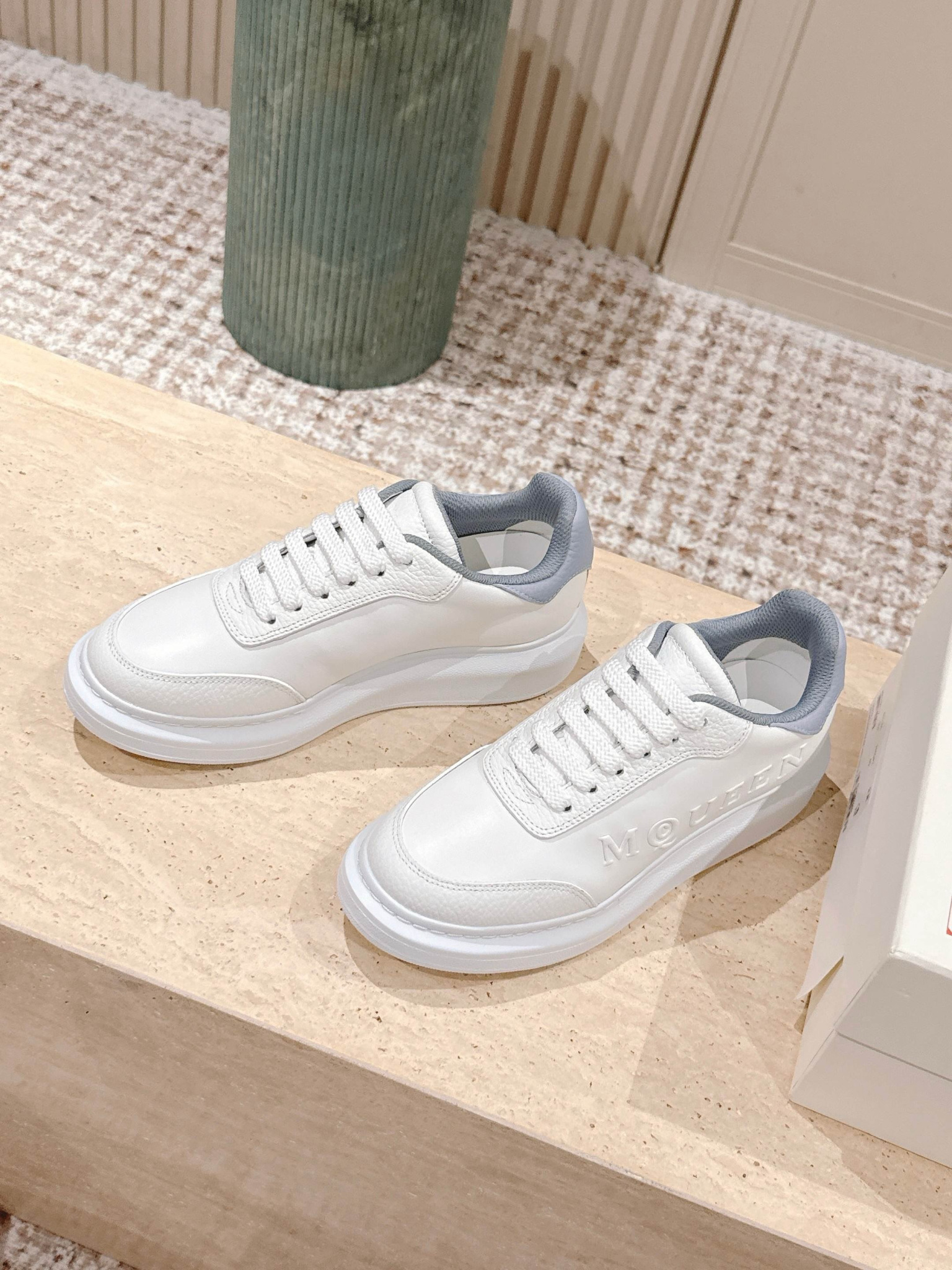 Shoe McQueen shoe — 70165fcd Angle 1