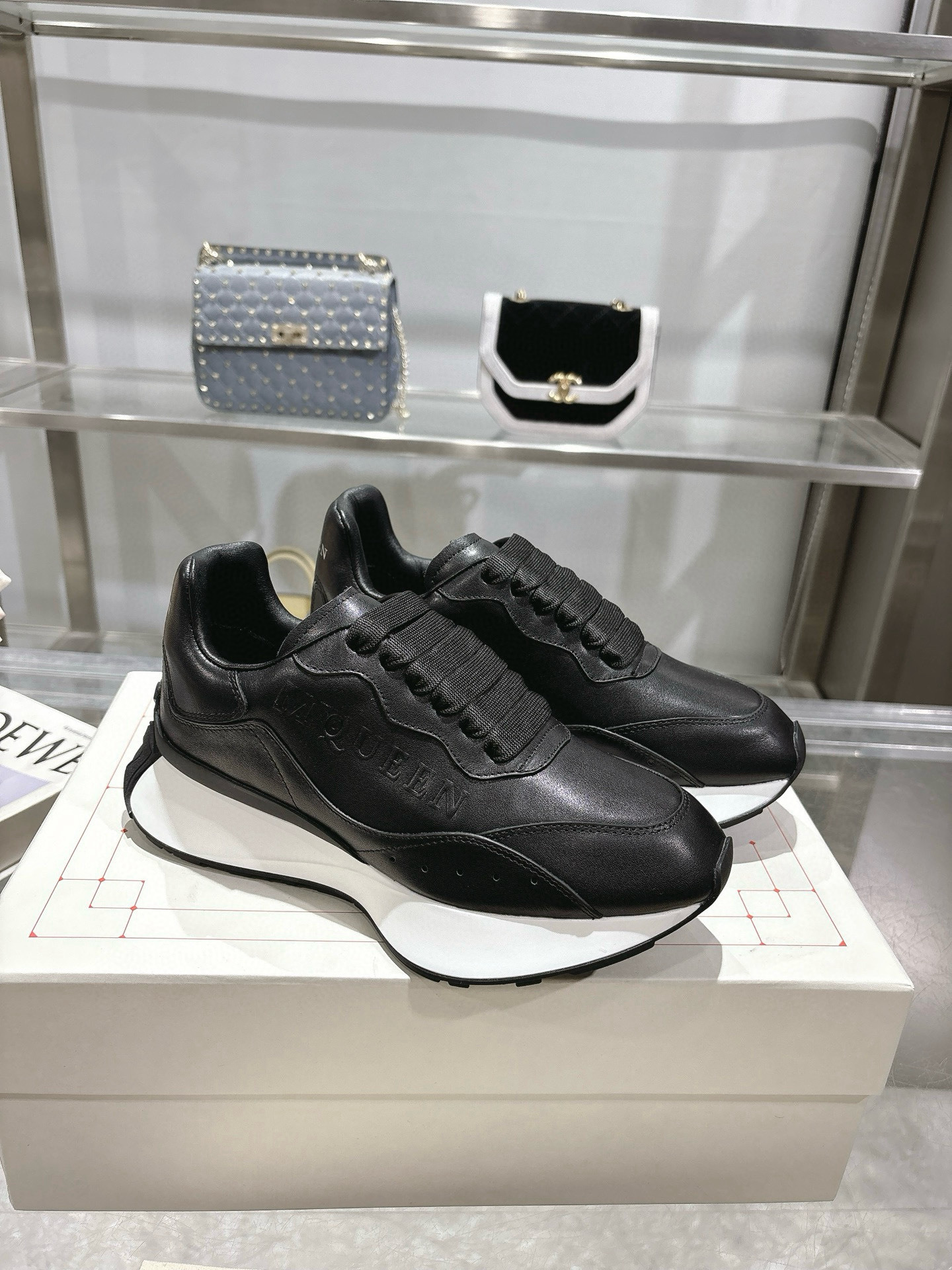Shoe McQueen shoe — d3046e42 Angle 1