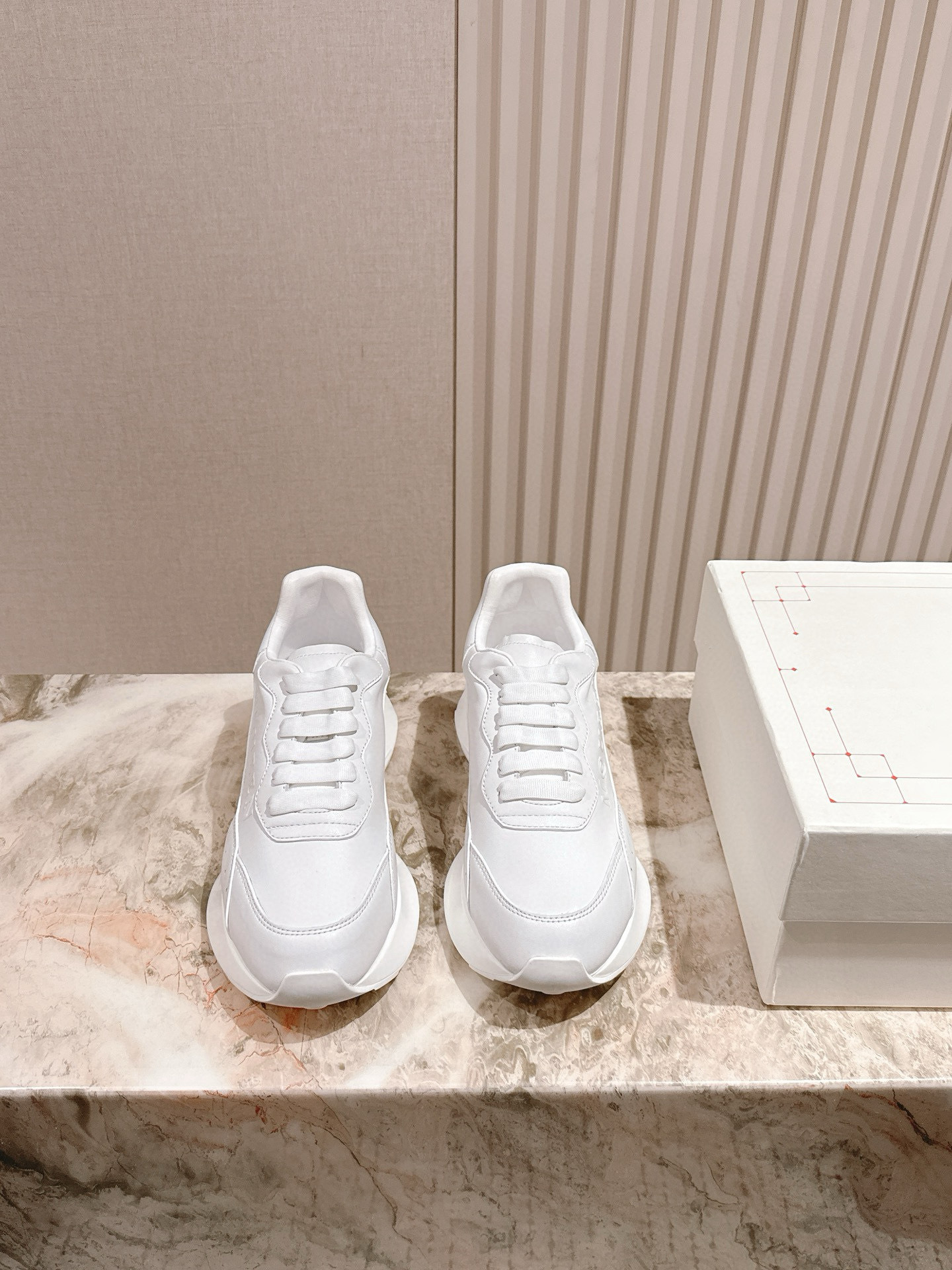 Shoe McQueen shoe — fbea4159 Angle 1