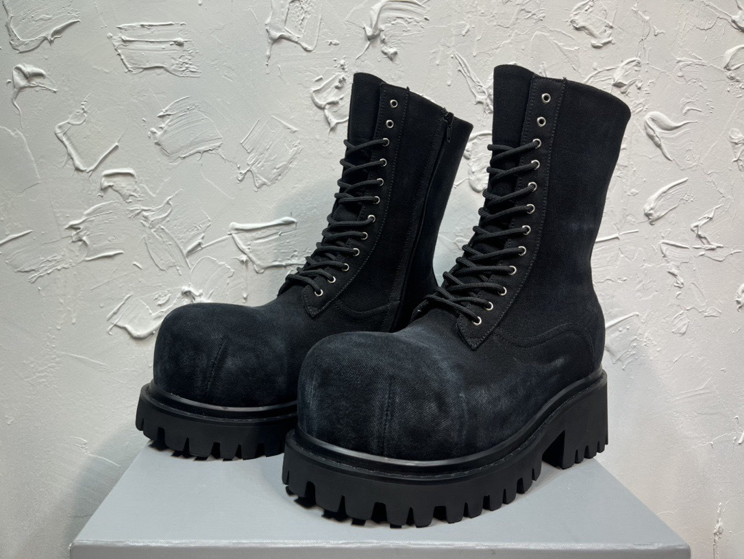 Shoe Men's Boots — 1daa90a0 Angle 1