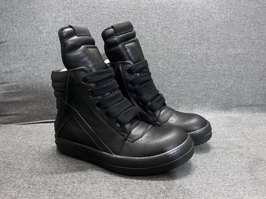 Shoe Men's Boots — 46afa6ec Angle 1