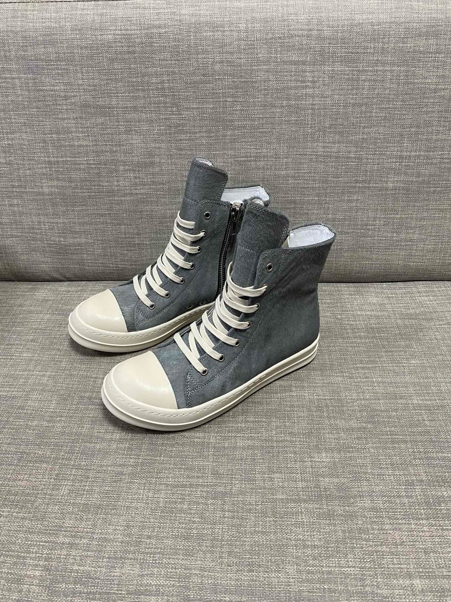 Shoe Men's Boots — 8b99cb05 Angle 1