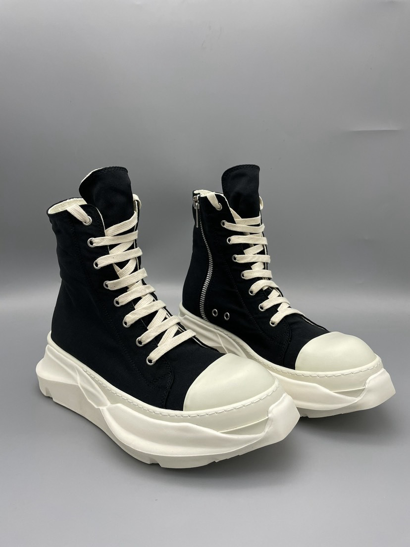 Shoe Men's Boots — c0985e7a Angle 1