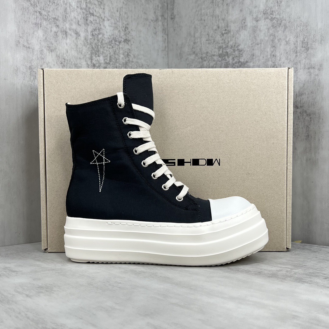 Shoe Men's Boots — c2177bd2 Angle 1