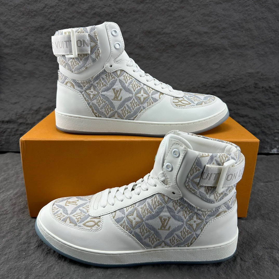 Shoe Men's Boots — cc30aaf5 Angle 1