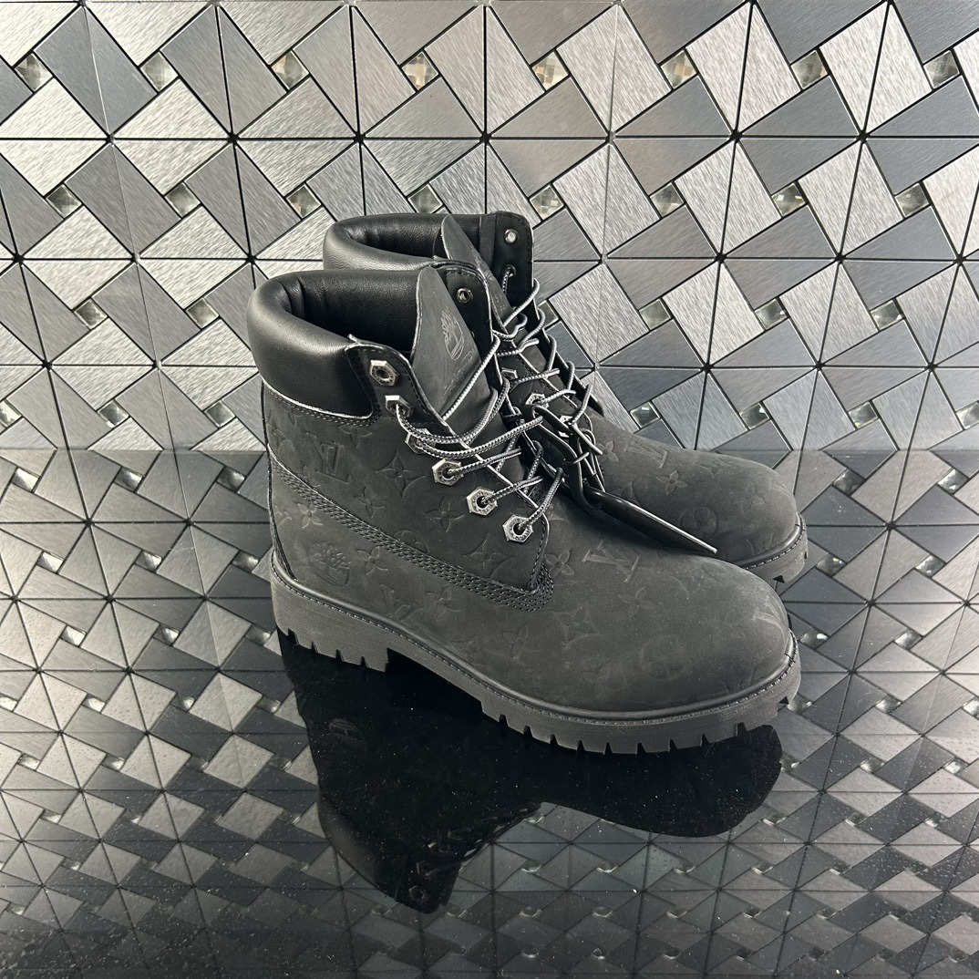 Shoe Men's Boots — e0c0dbee Angle 1