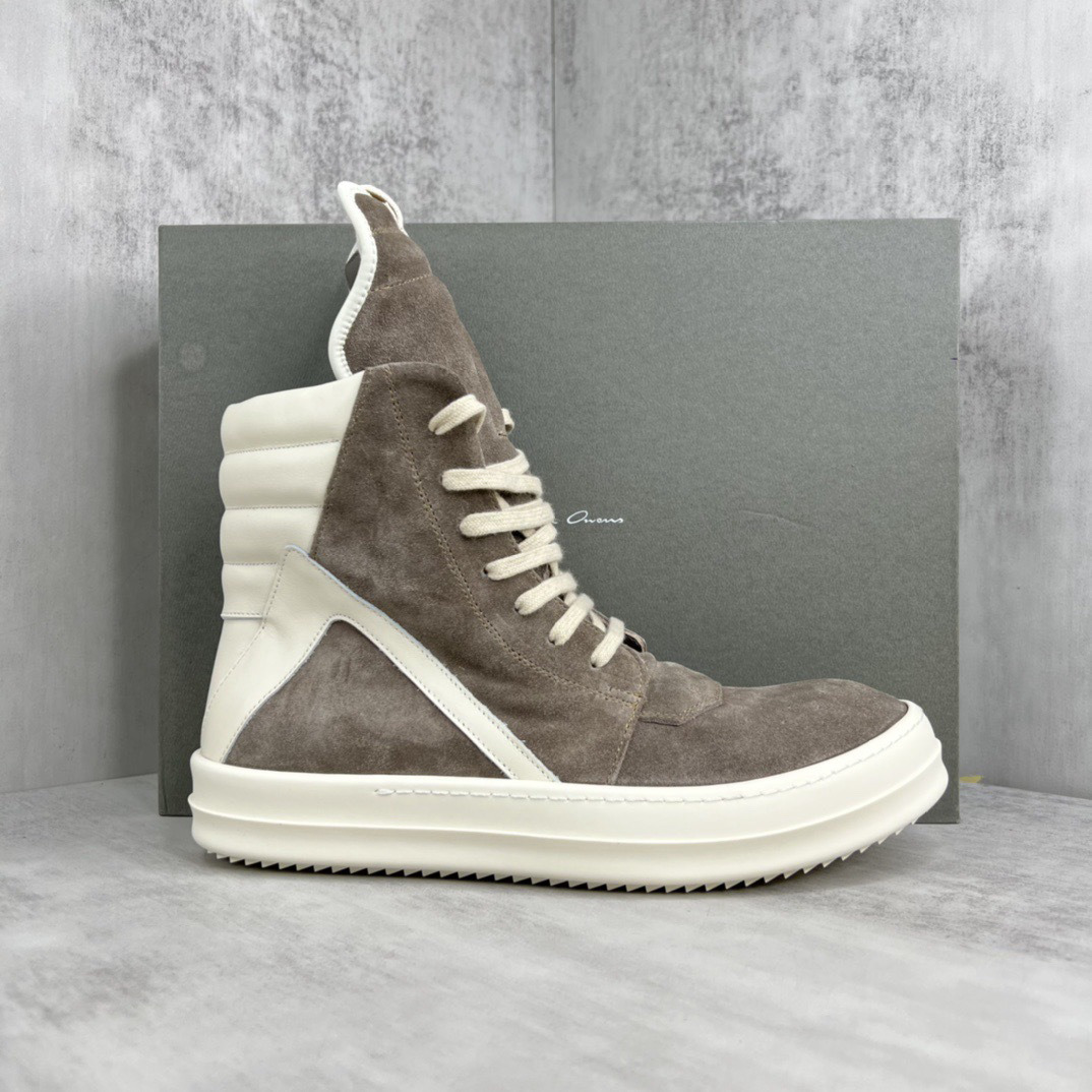 Shoe Men's Boots — ec04017b Angle 1