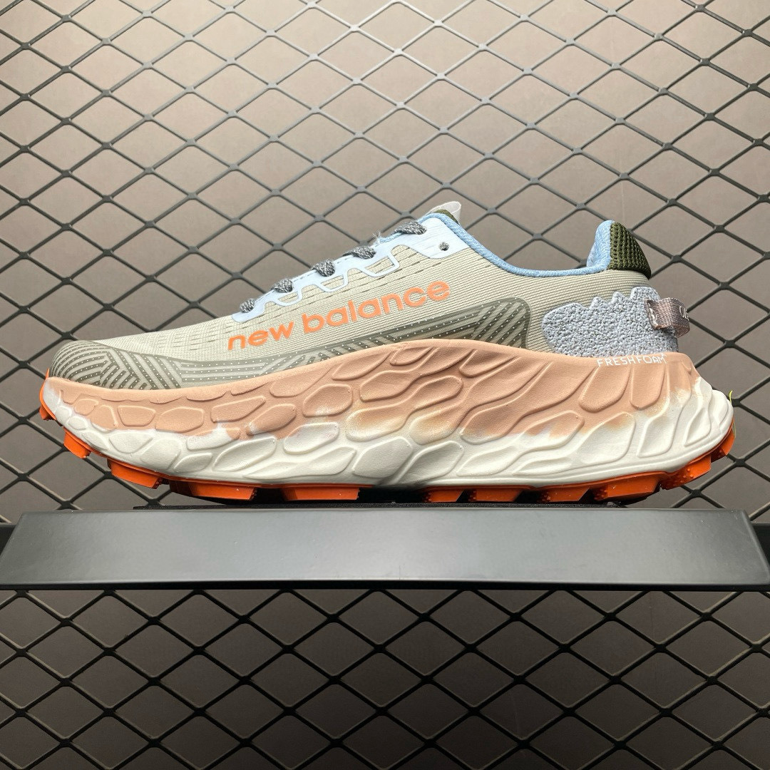 Shoe New Balance sneakers — 03910fb0 Angle 1