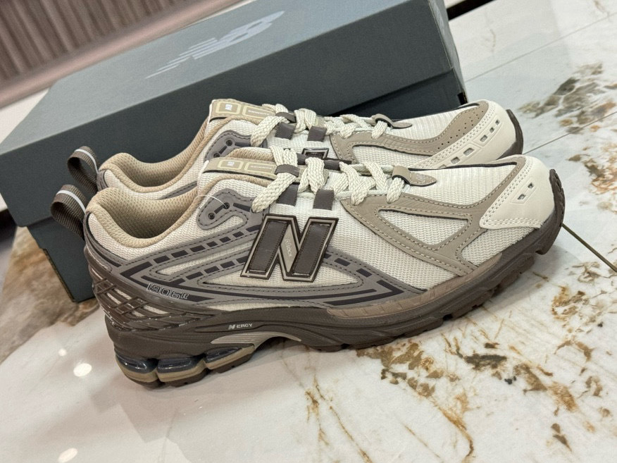 Shoe New Balance sneakers — 1da8ead2 Angle 1
