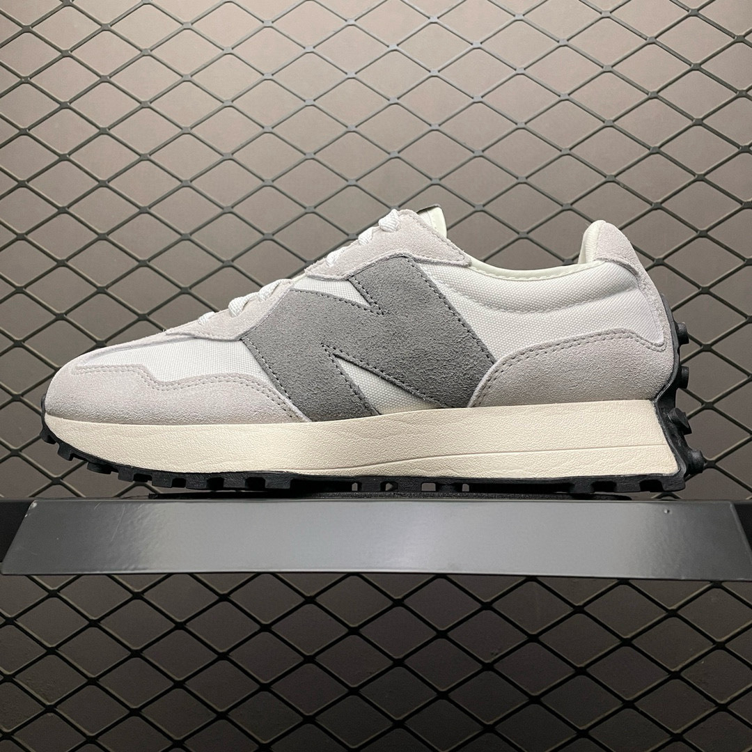 Shoe New Balance sneakers — 36f662e2 Angle 1