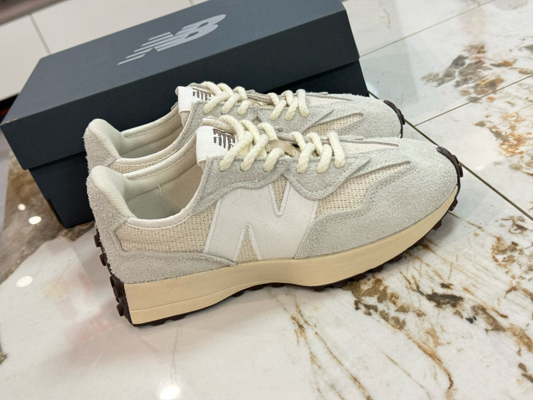 Shoe New Balance sneakers — 47f4fe40 Angle 1