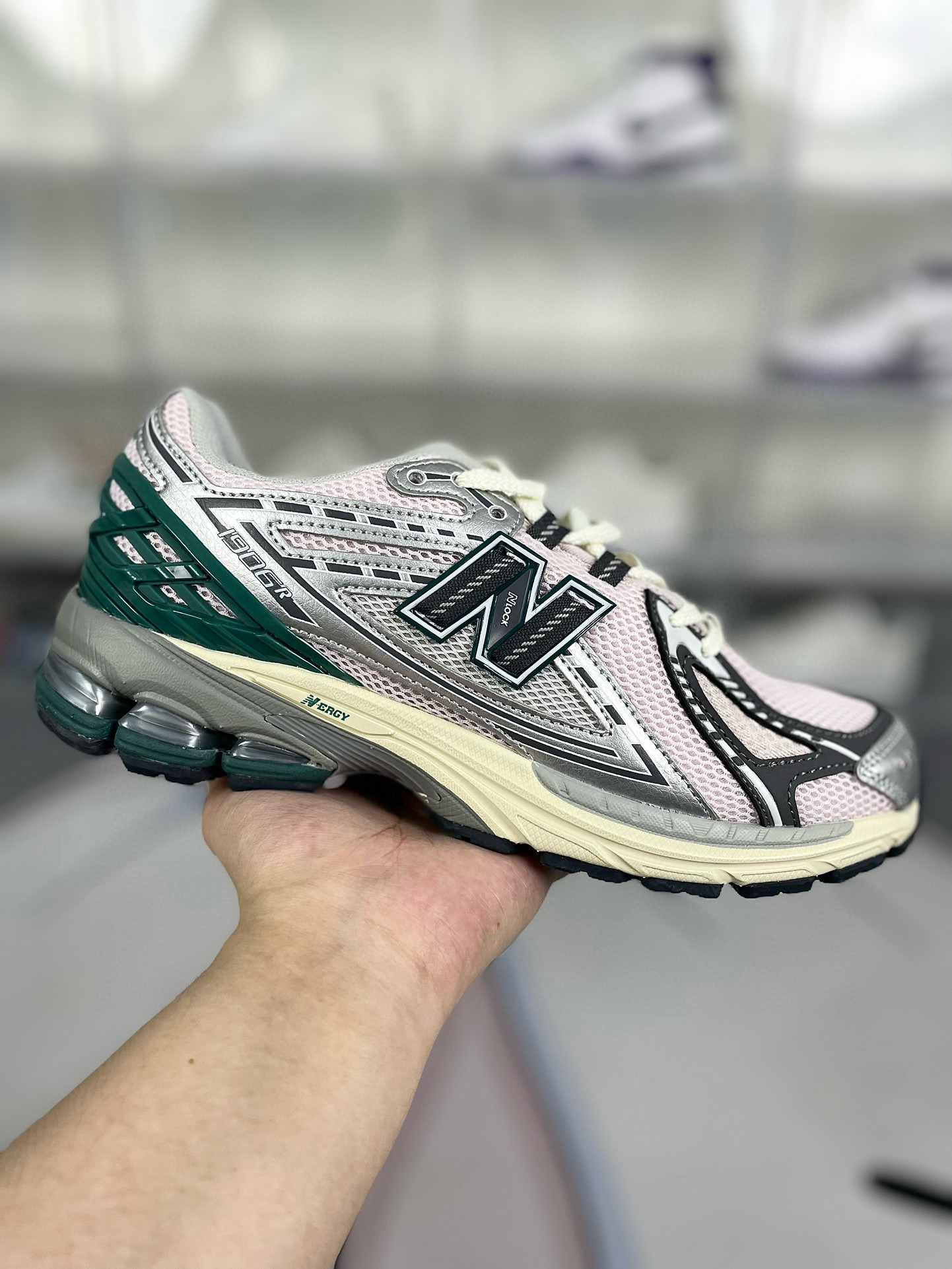 Shoe New Balance sneakers — 7d9e667b Angle 1