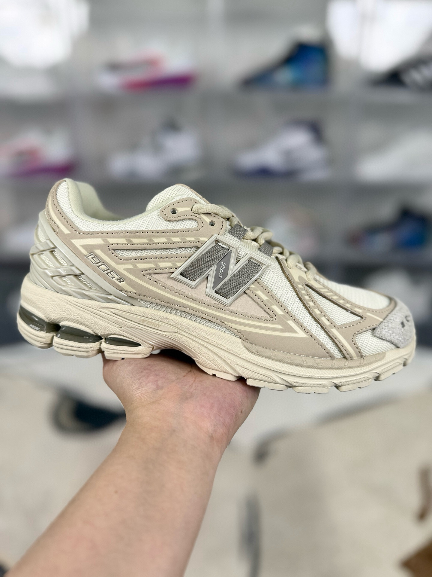 Shoe New Balance sneakers — 9da7178a Angle 1