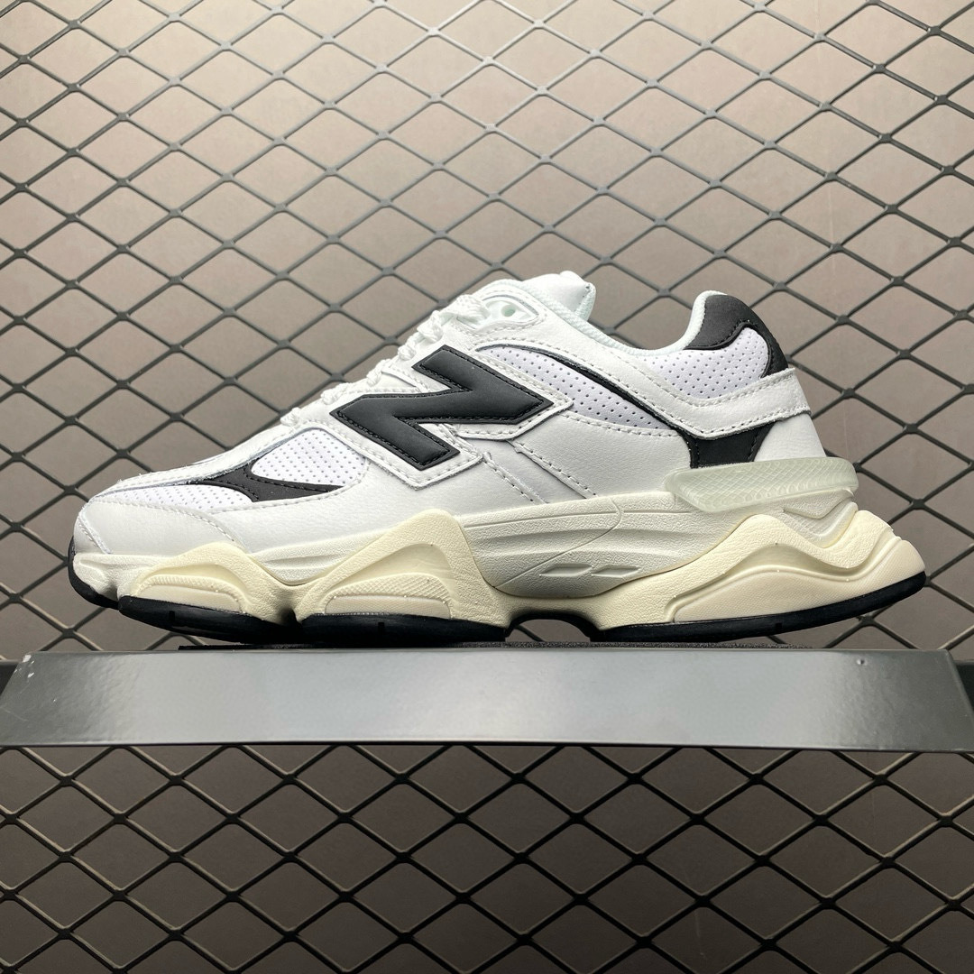 Shoe New Balance sneakers — d284767e Angle 1