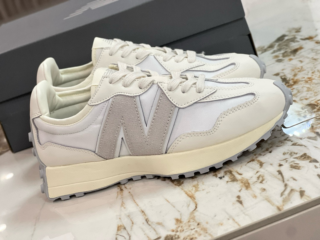 Shoe New Balance sneakers — ffdb89ea Angle 1