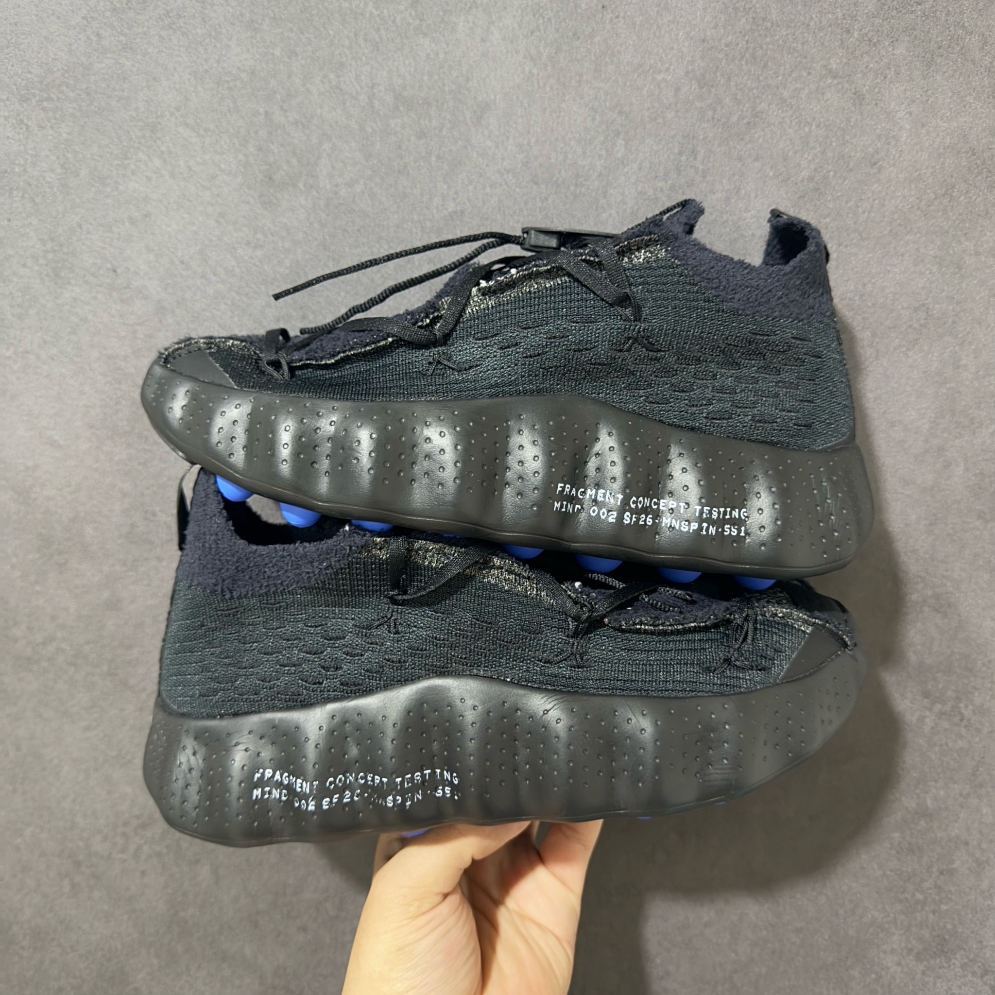 Shoe Nike Shoes — 2ffda18c Angle 1