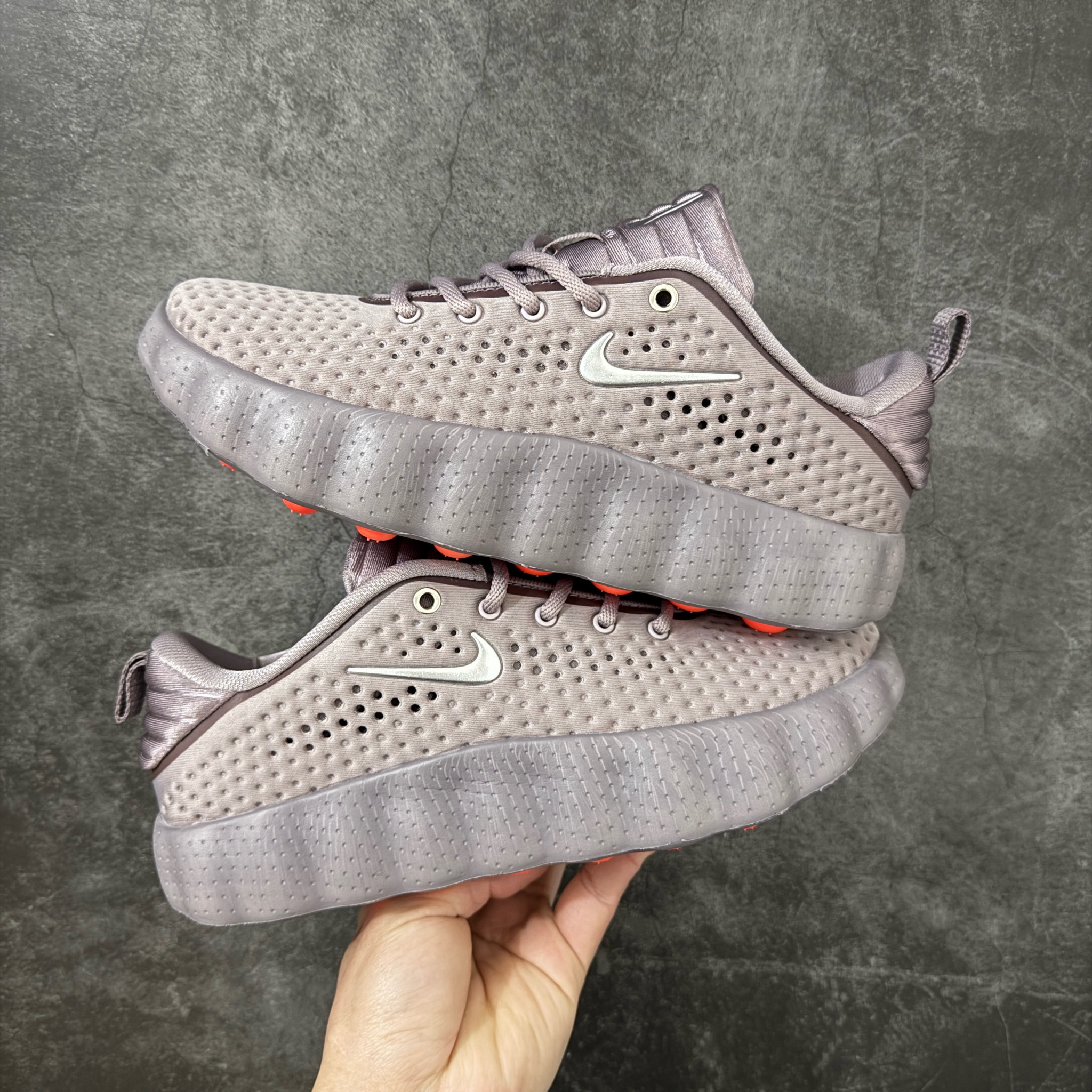 Shoe Nike Shoes — 6f024803 Angle 1