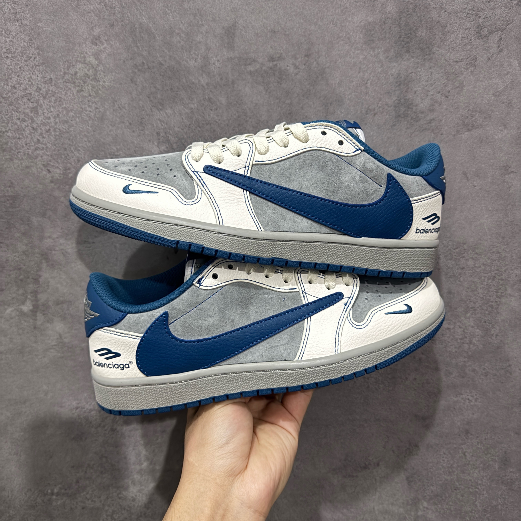 Shoe Nike Shoes — 8d61b527 Angle 1