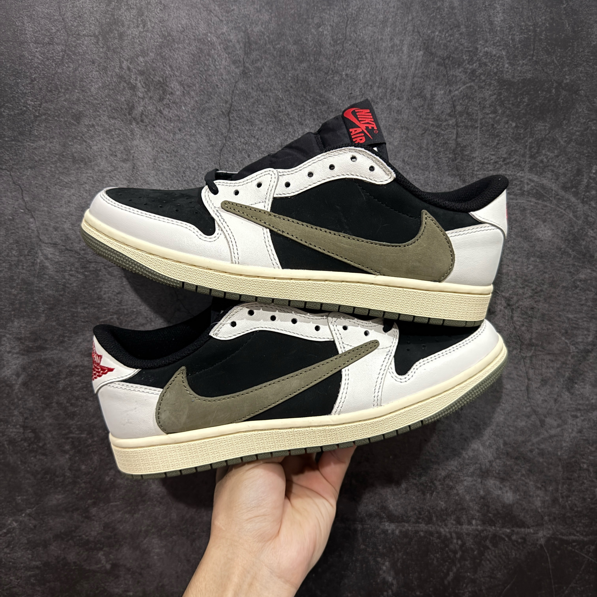 Shoe Nike Shoes — 8edb2c61 Angle 1