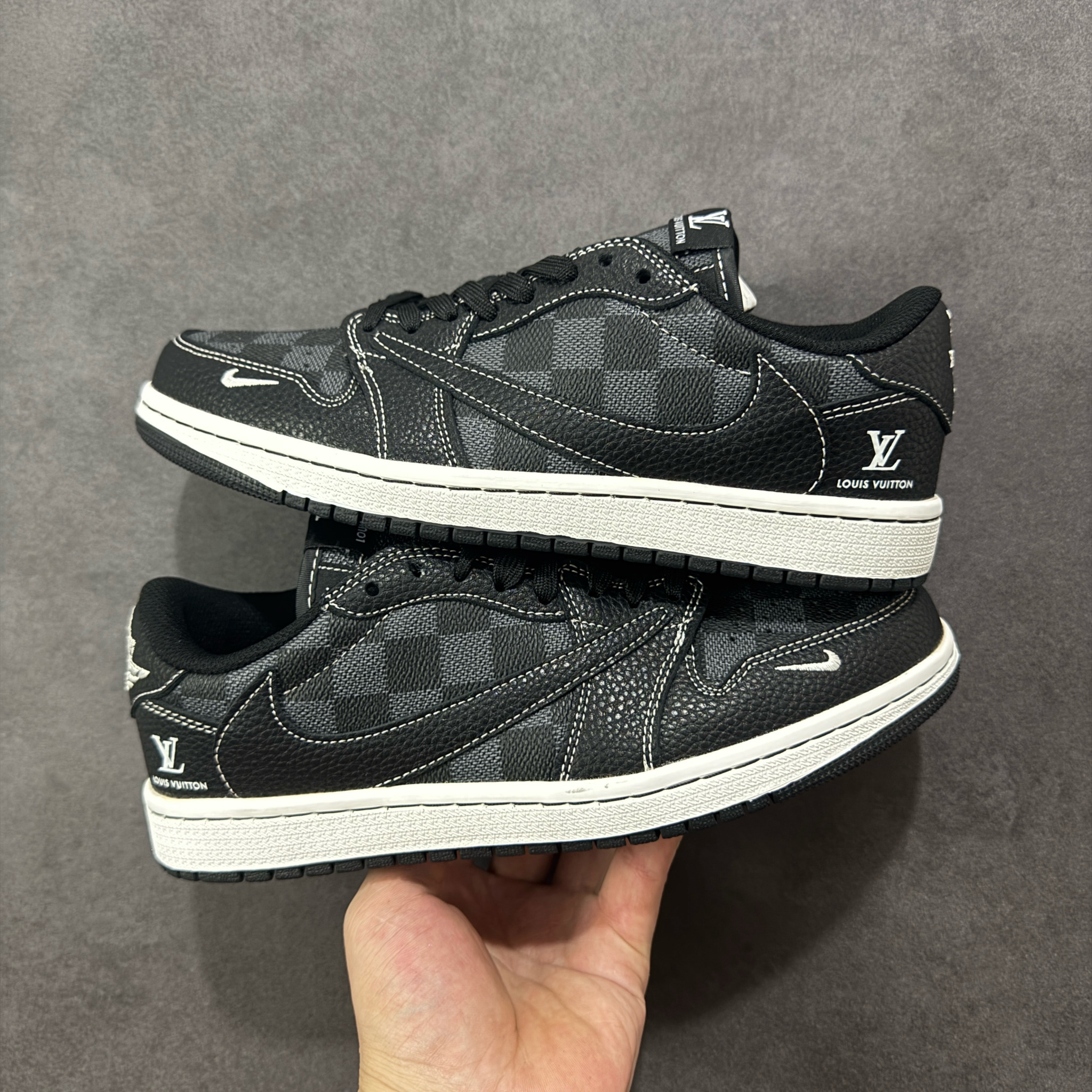 Shoe Nike Shoes — b68ce42d Angle 1