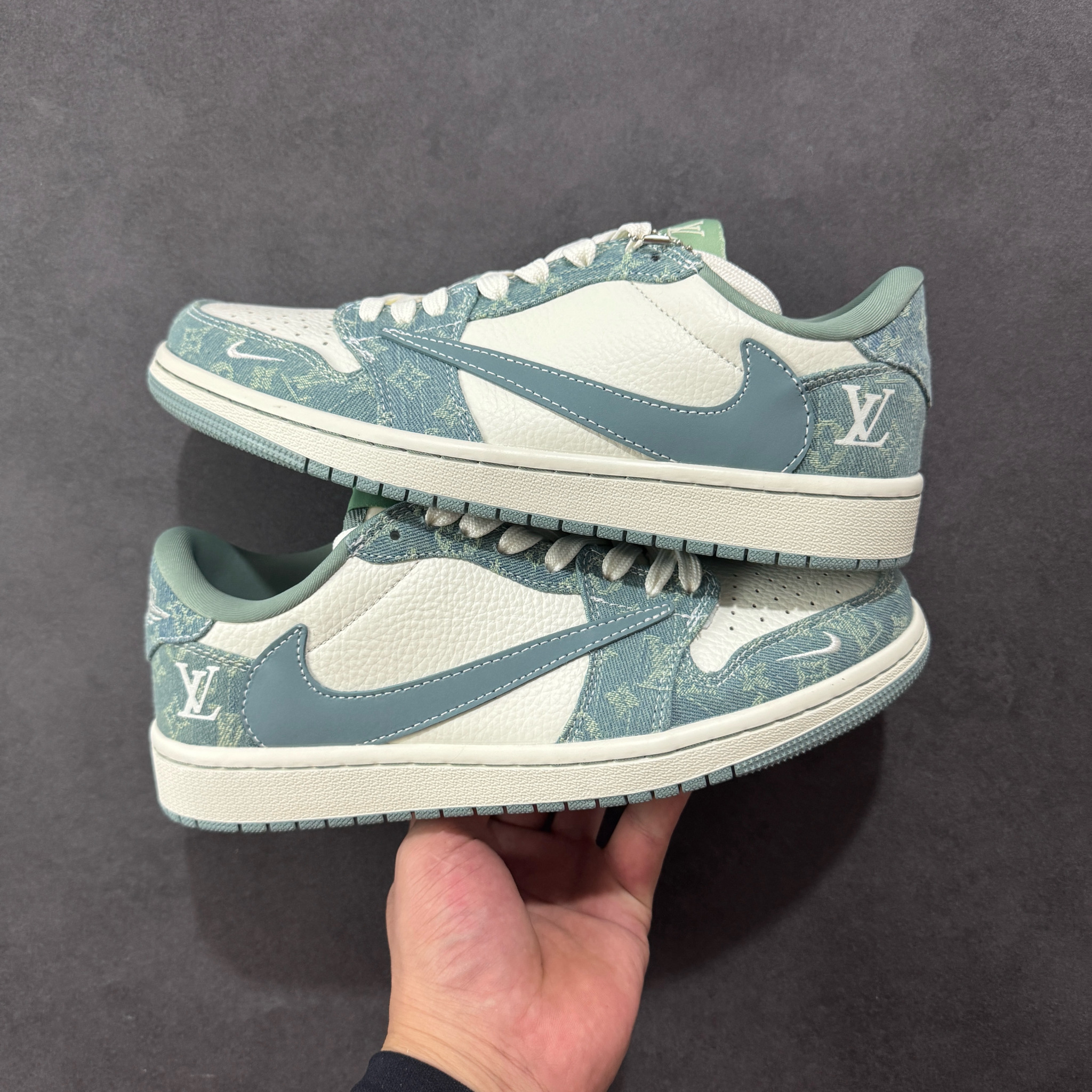 Shoe Nike Shoes — c675f198 Angle 1