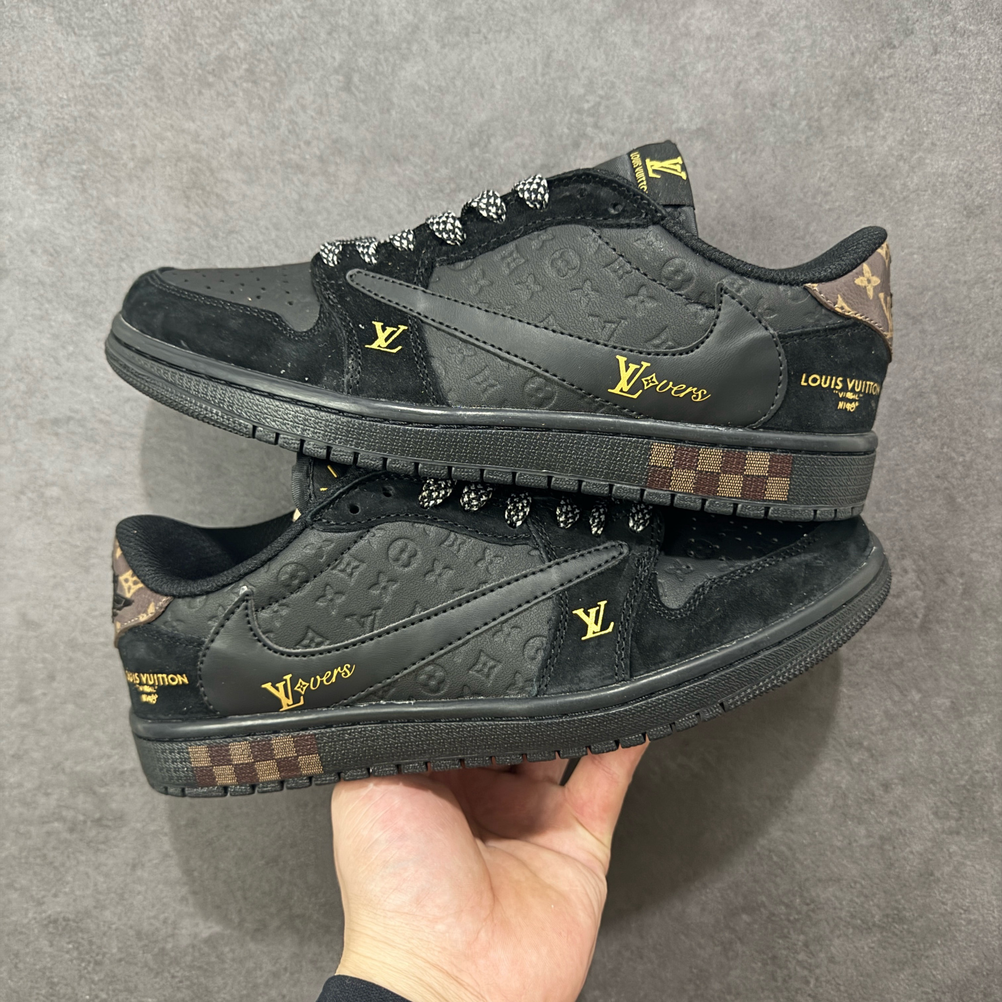 Shoe Nike Shoes — d4080d1a Angle 1
