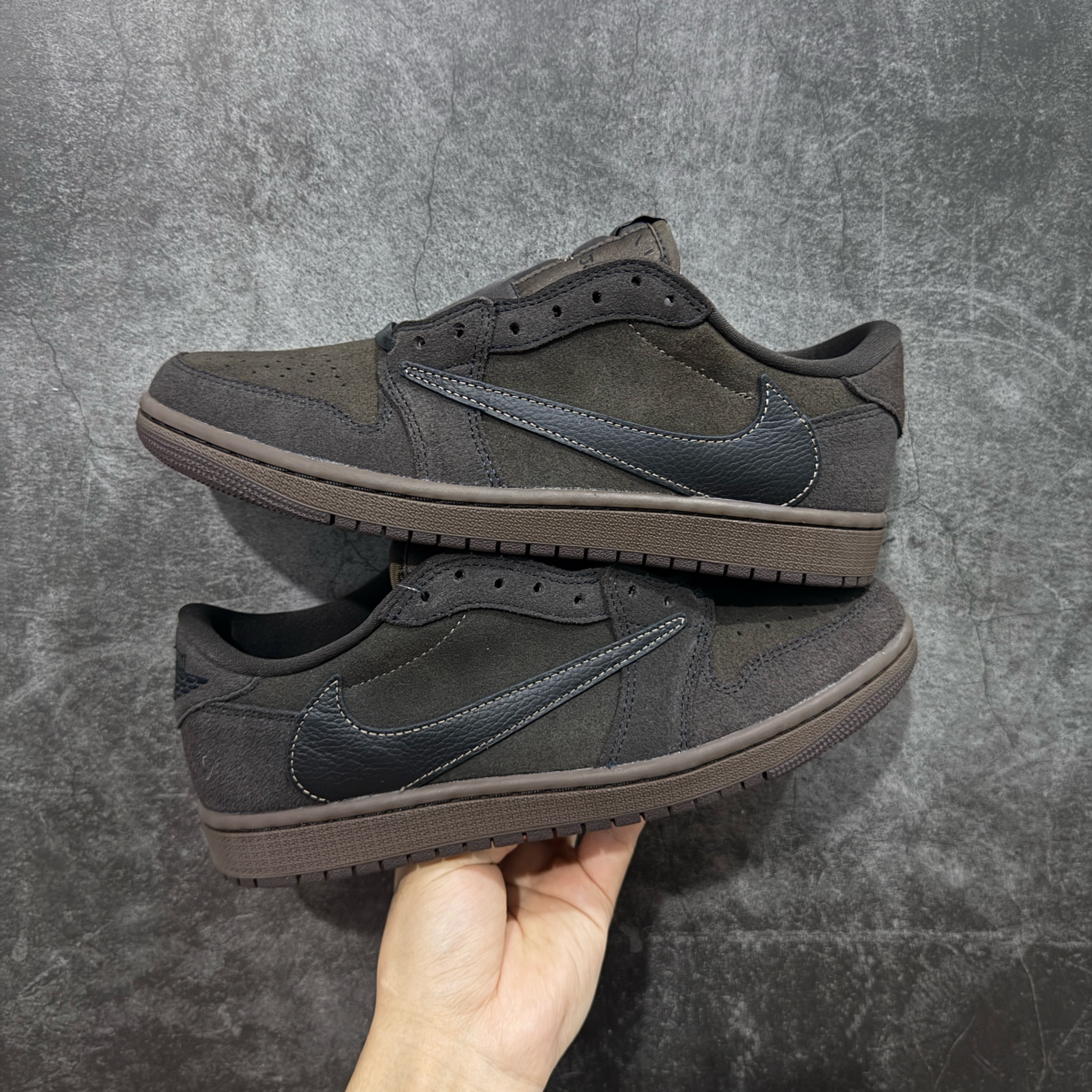Shoe Nike Shoes — ddf6055d Angle 1