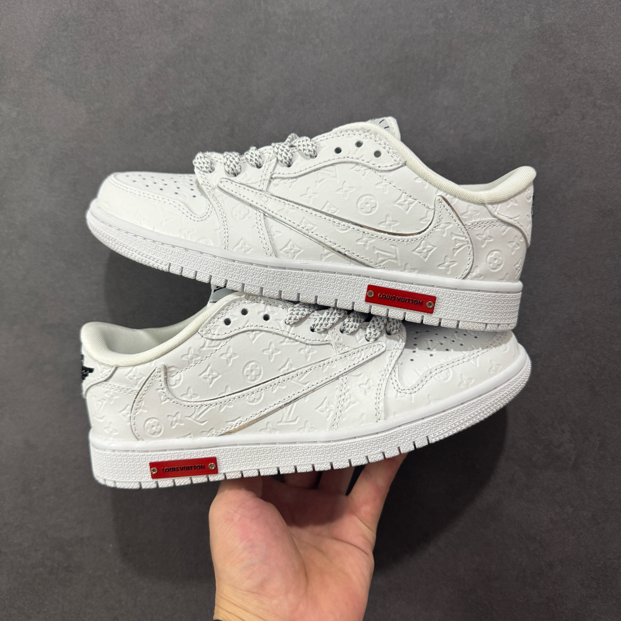 Shoe Nike Shoes — e441e751 Angle 1