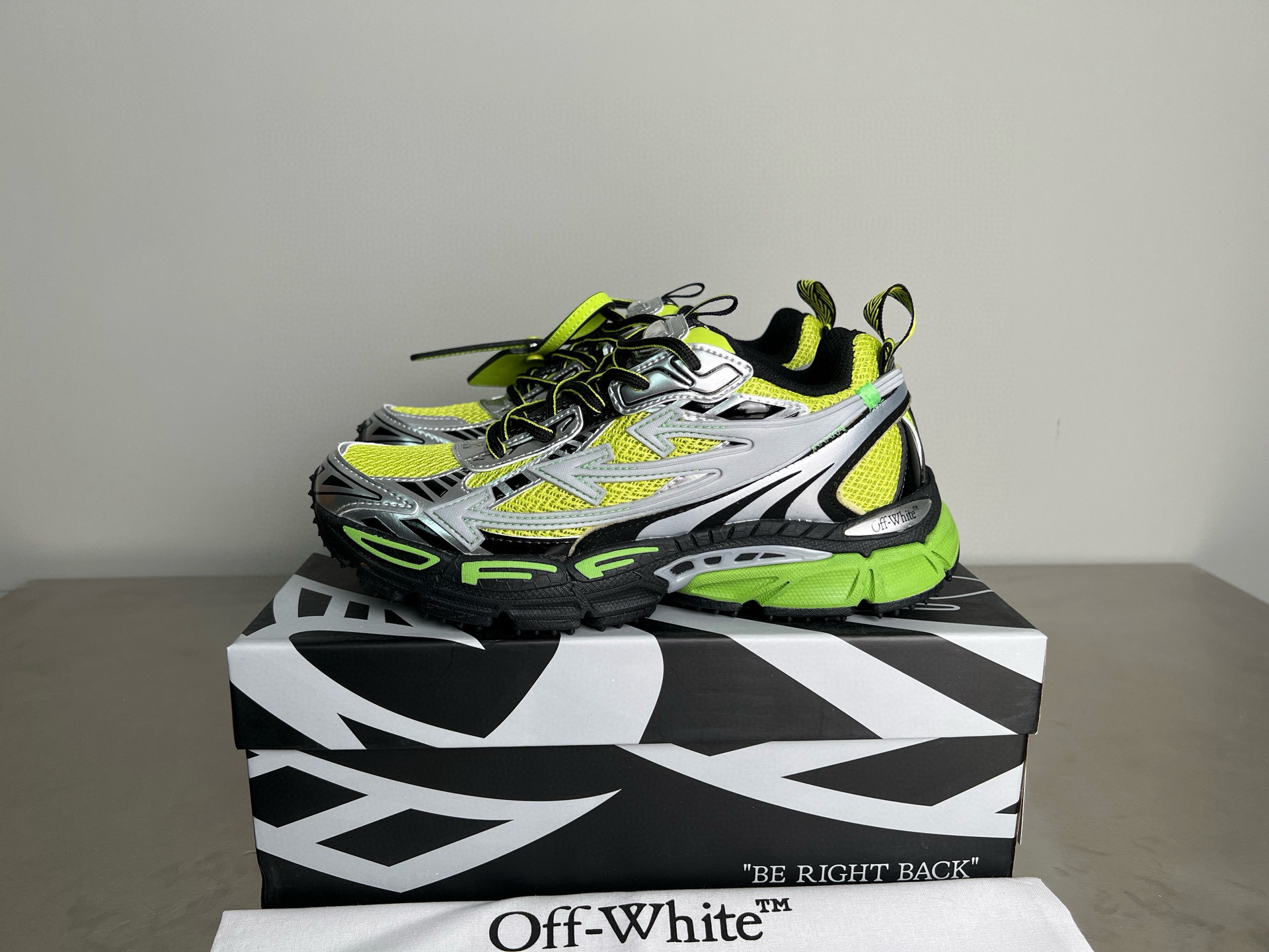 Shoe Off-White Shoes Collection — 02474c32 Angle 1