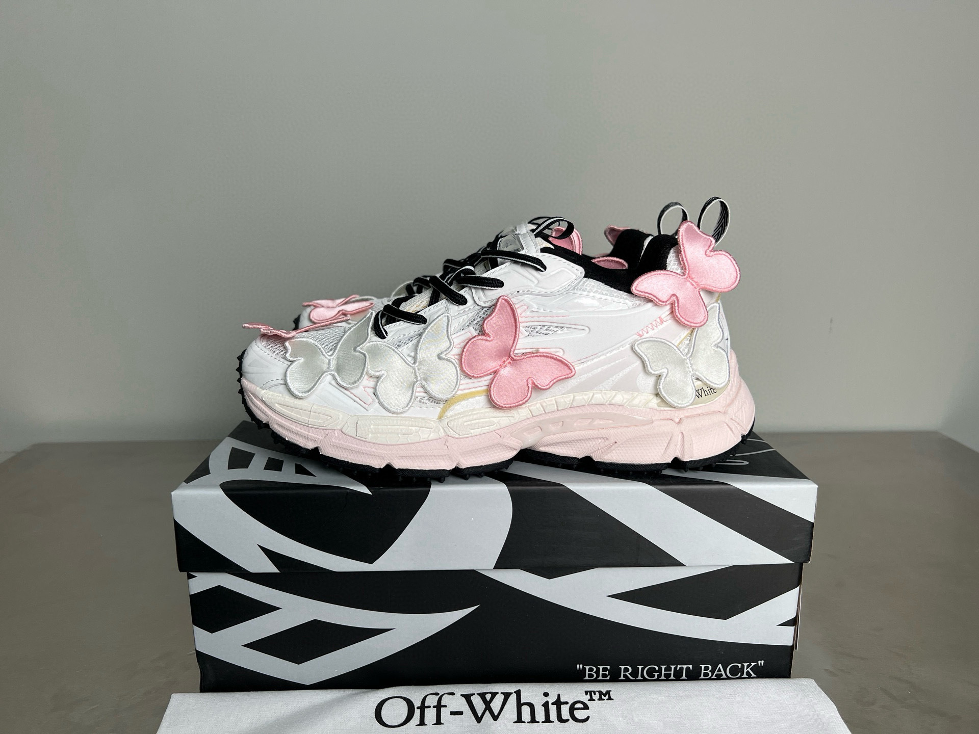 Shoe Off-White Shoes Collection — 7734f160 Angle 1