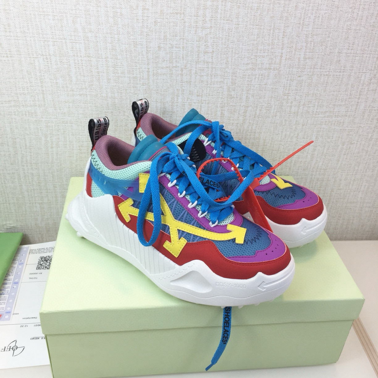 Shoe Off-White Shoes Collection — c6530d1f Angle 1