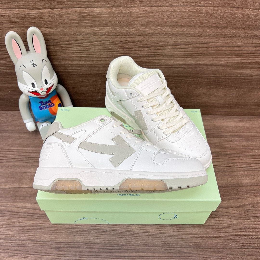 Shoe Off-White Shoes Collection — e01ec6e4 Angle 1