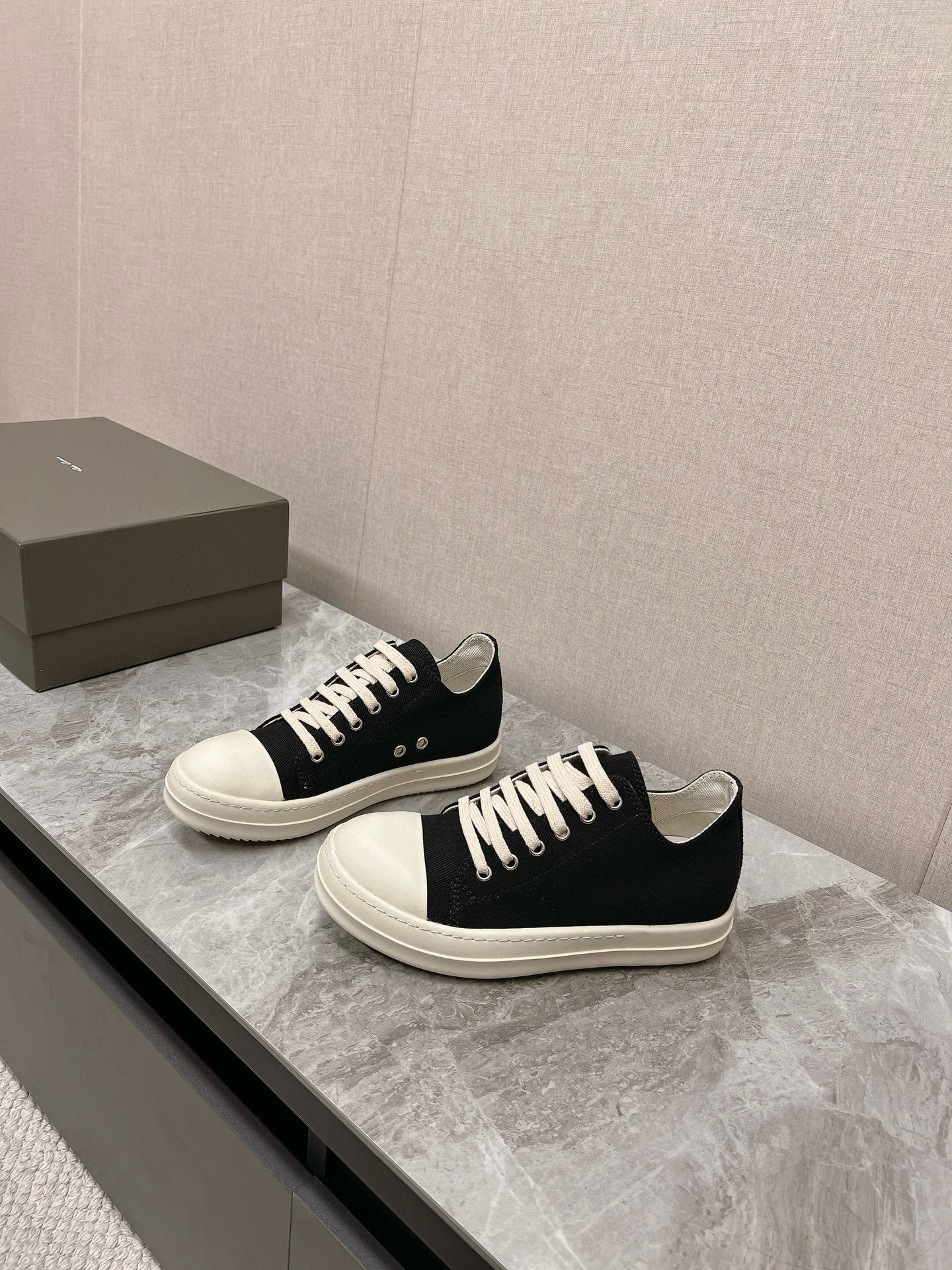 Shoe Rick owens — 4d6806ba Angle 1