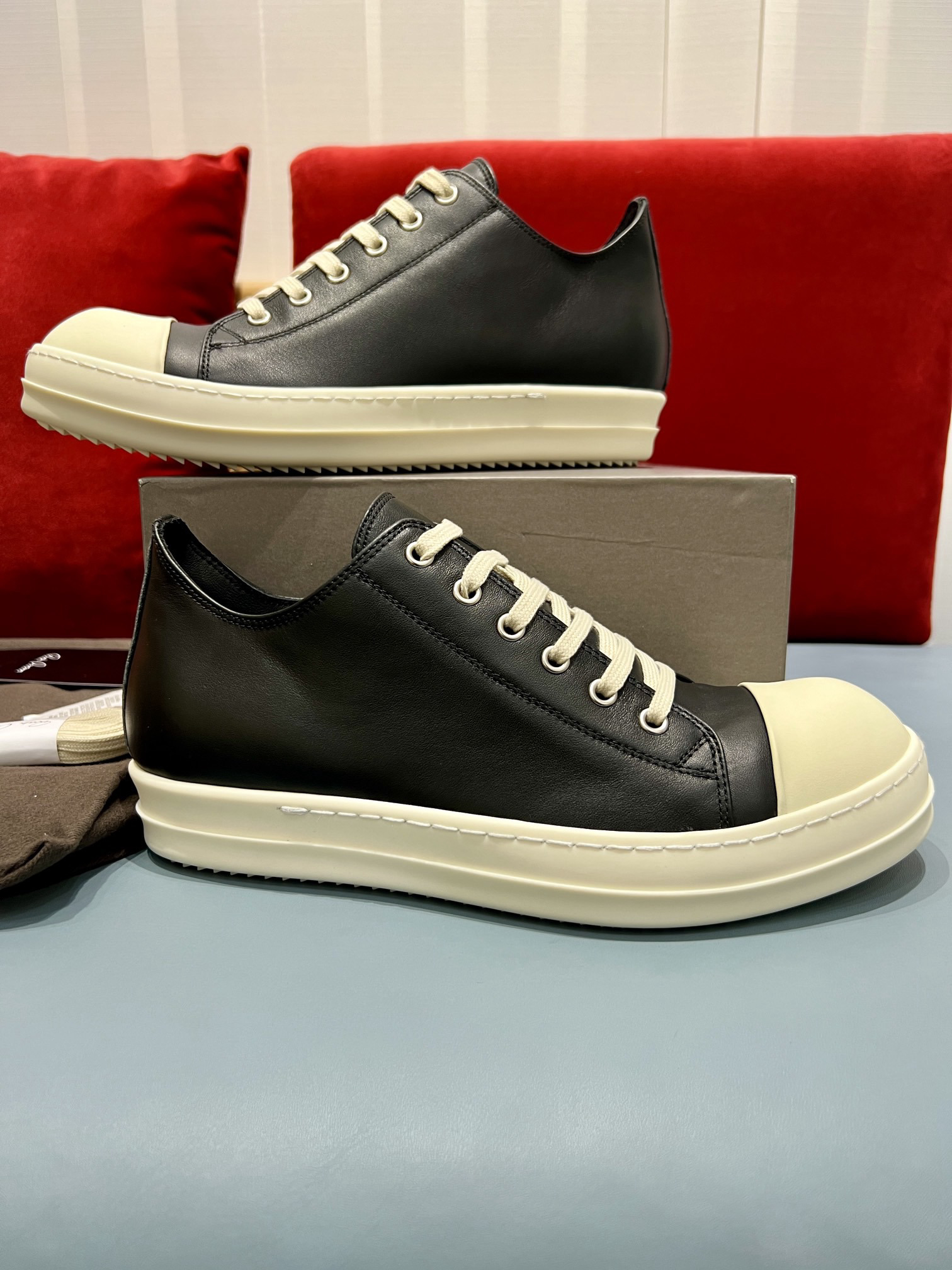Shoe Rick owens — 6a8cb917 Angle 1