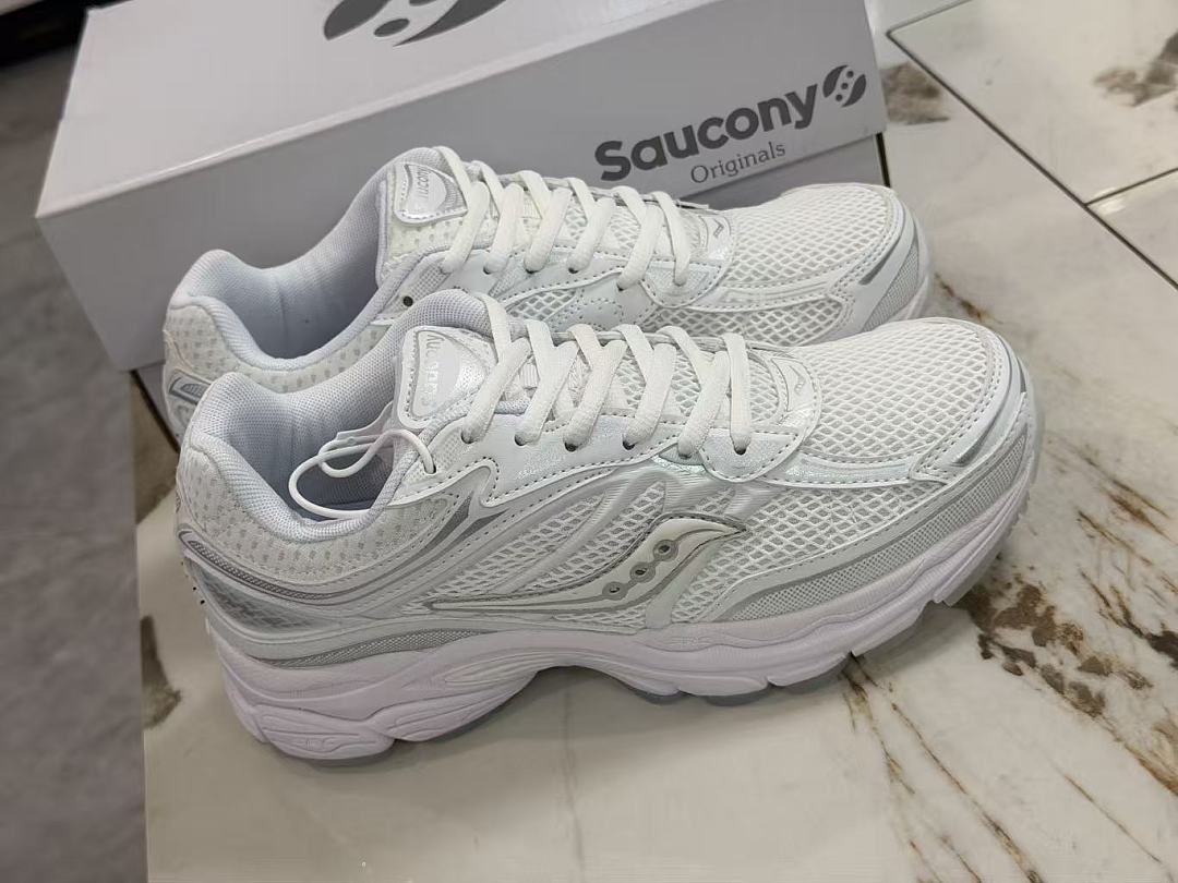 Shoe Saucony — bef89c71 Angle 1