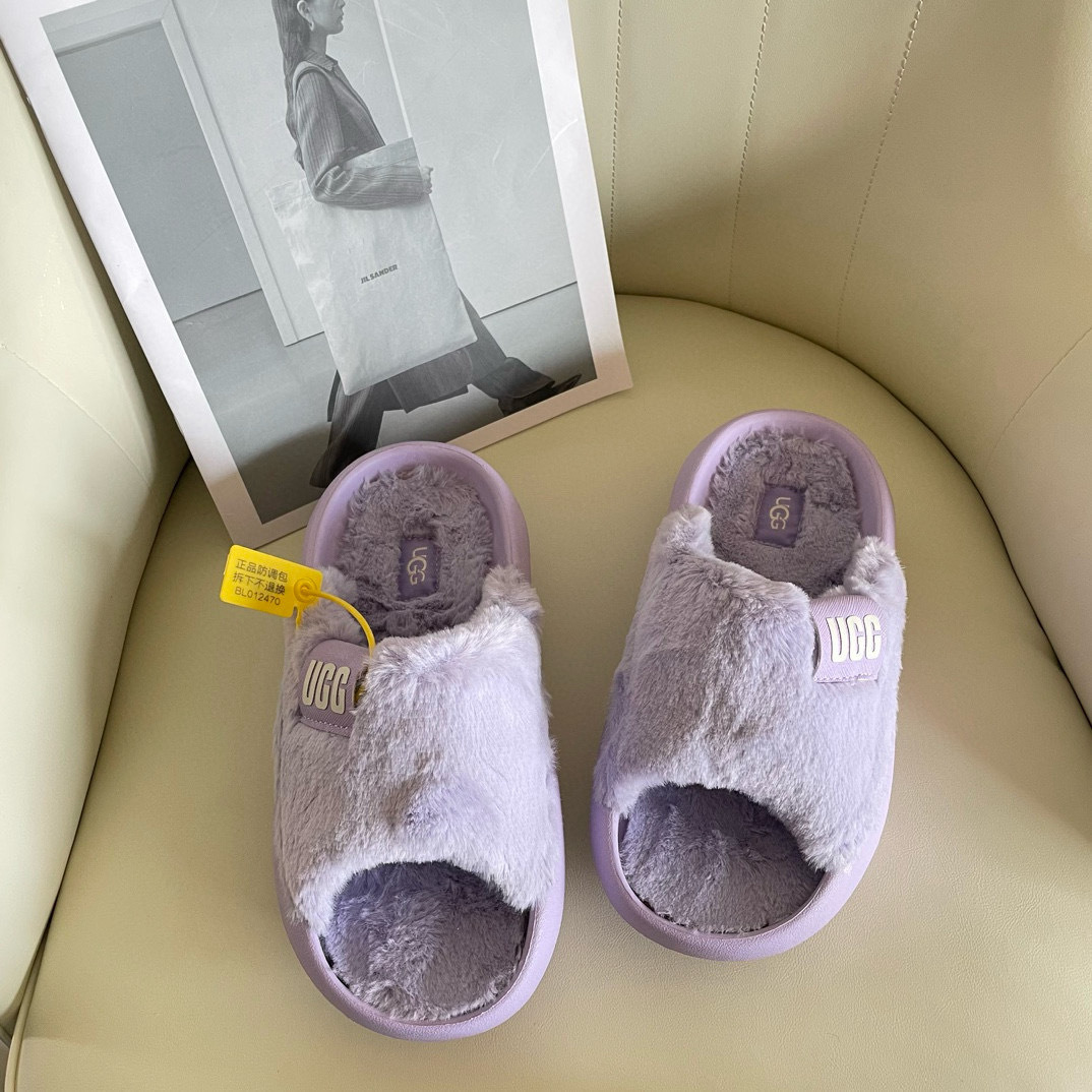 Shoe Ugg series — 4fab4491 Angle 1